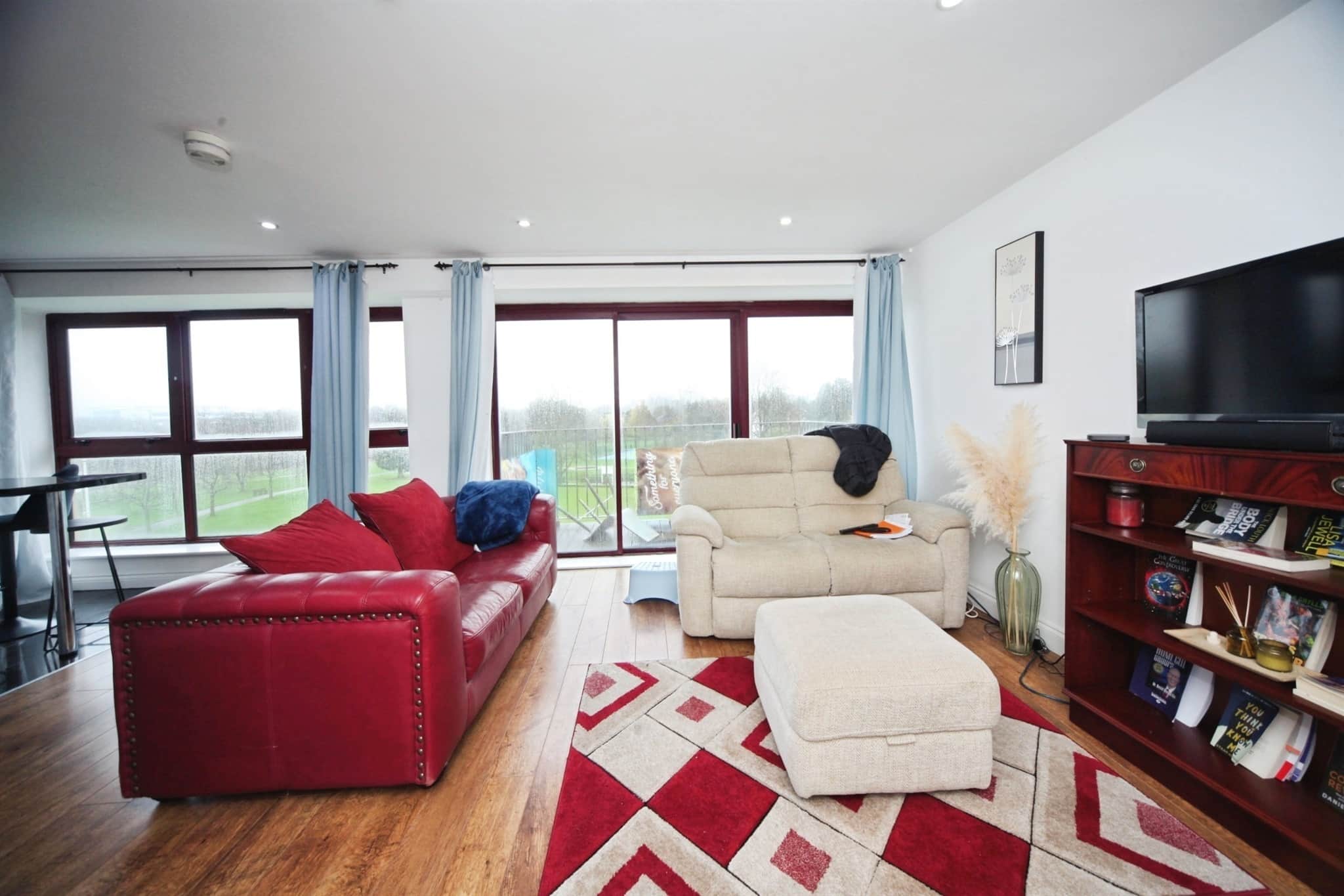 Property at West Hill Road, LUTON