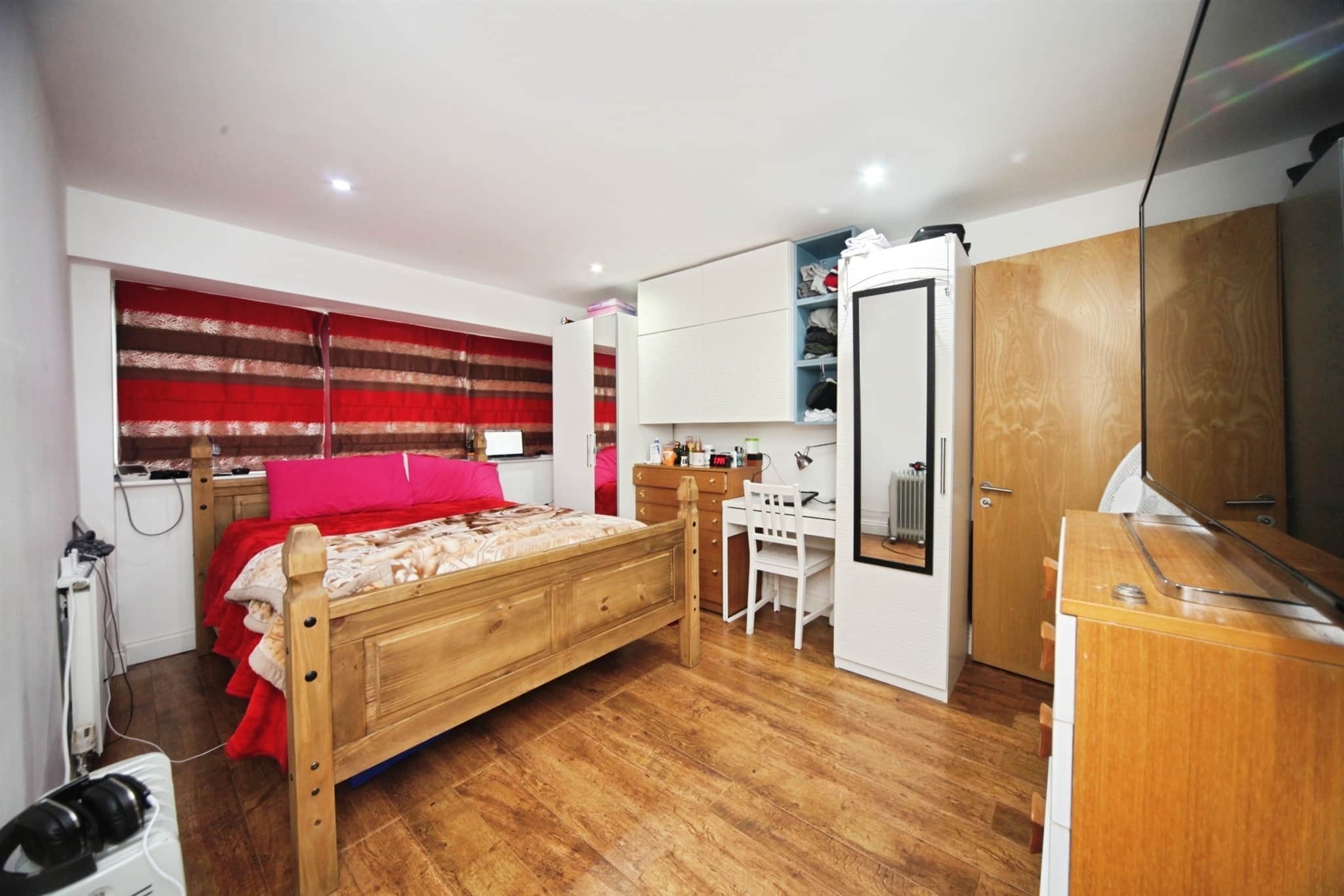Property at West Hill Road, LUTON