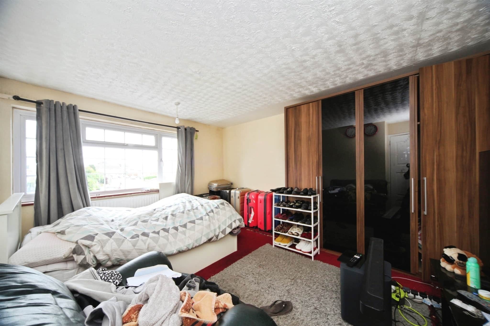 Property at Oatfield Close, Luton