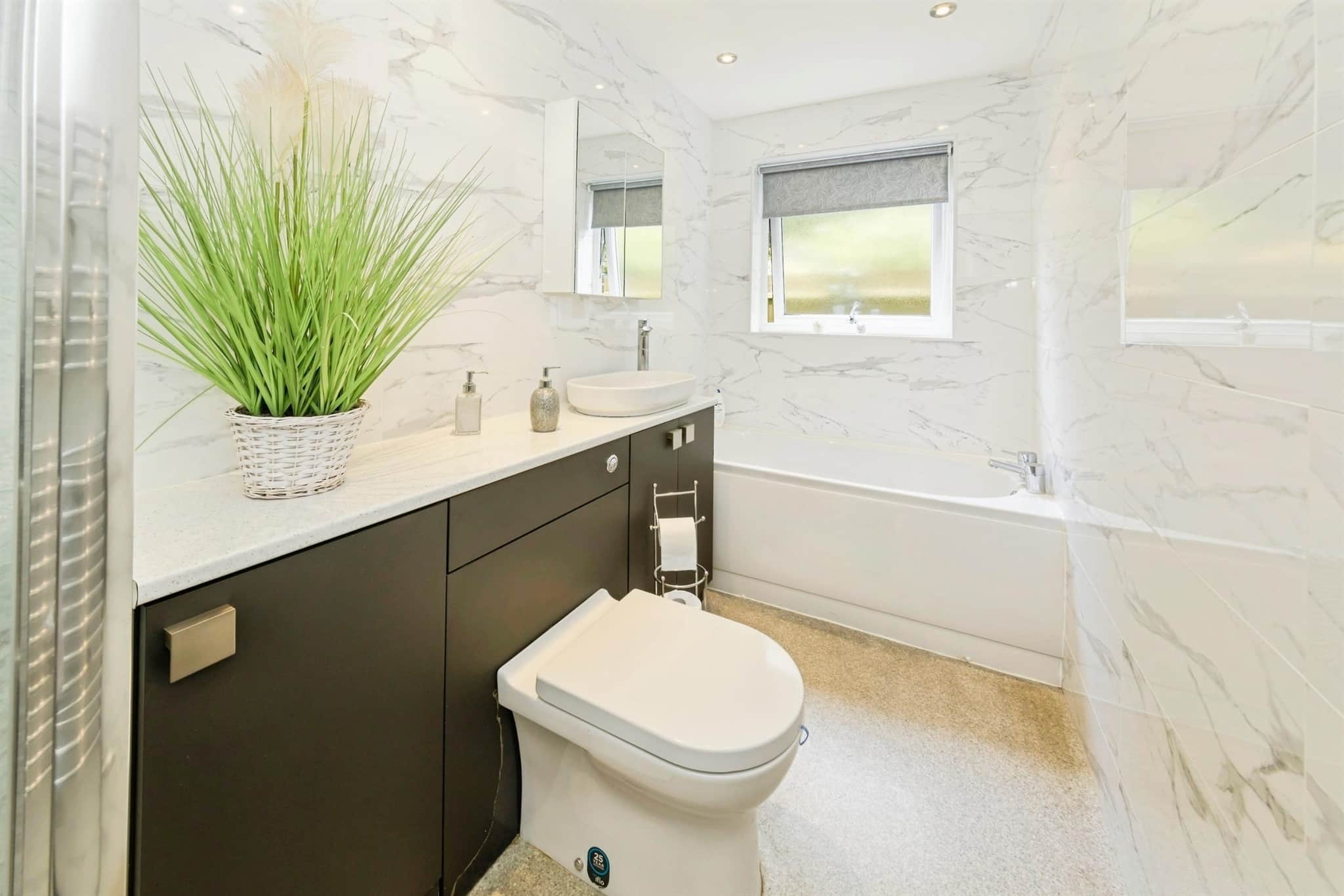 Property at Spring Gardens, Copthorne, Crawley