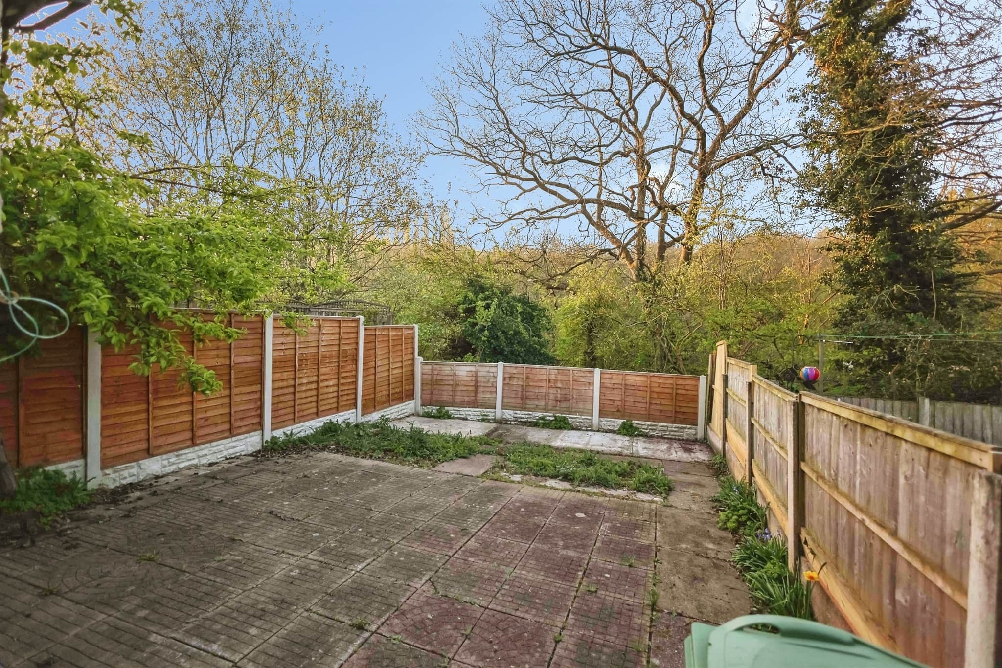 Property at Chelford Crescent, Kingswinford