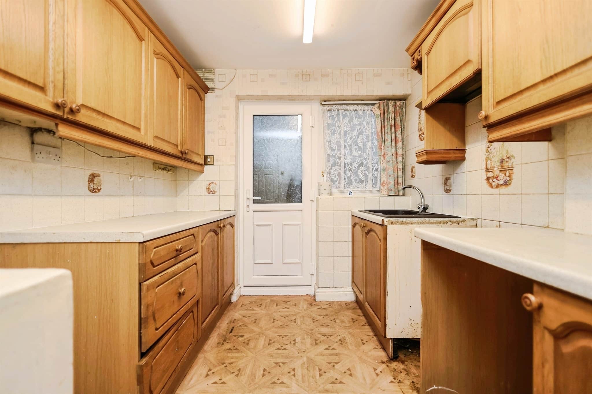 Property at Chelford Crescent, Kingswinford