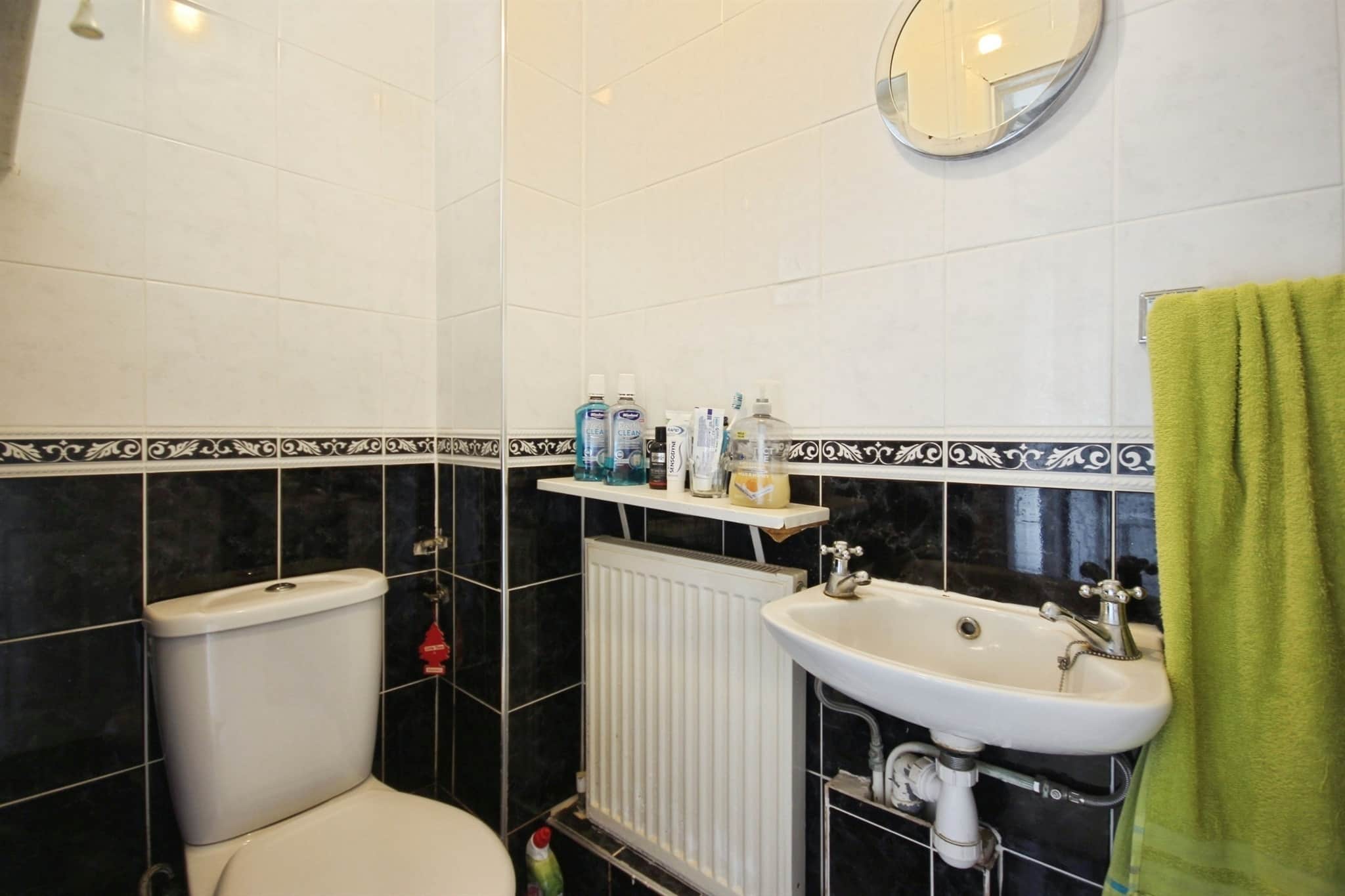 Property at Bladon Walk, Leamington Spa