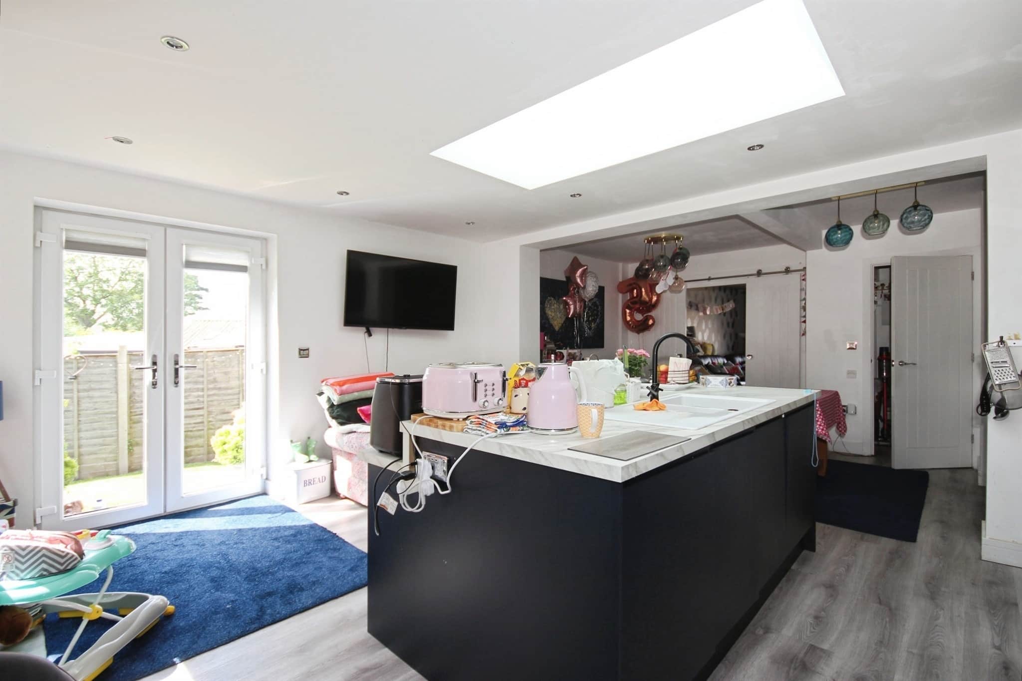 Property at Home Farm Crescent, Whitnash, Leamington Spa