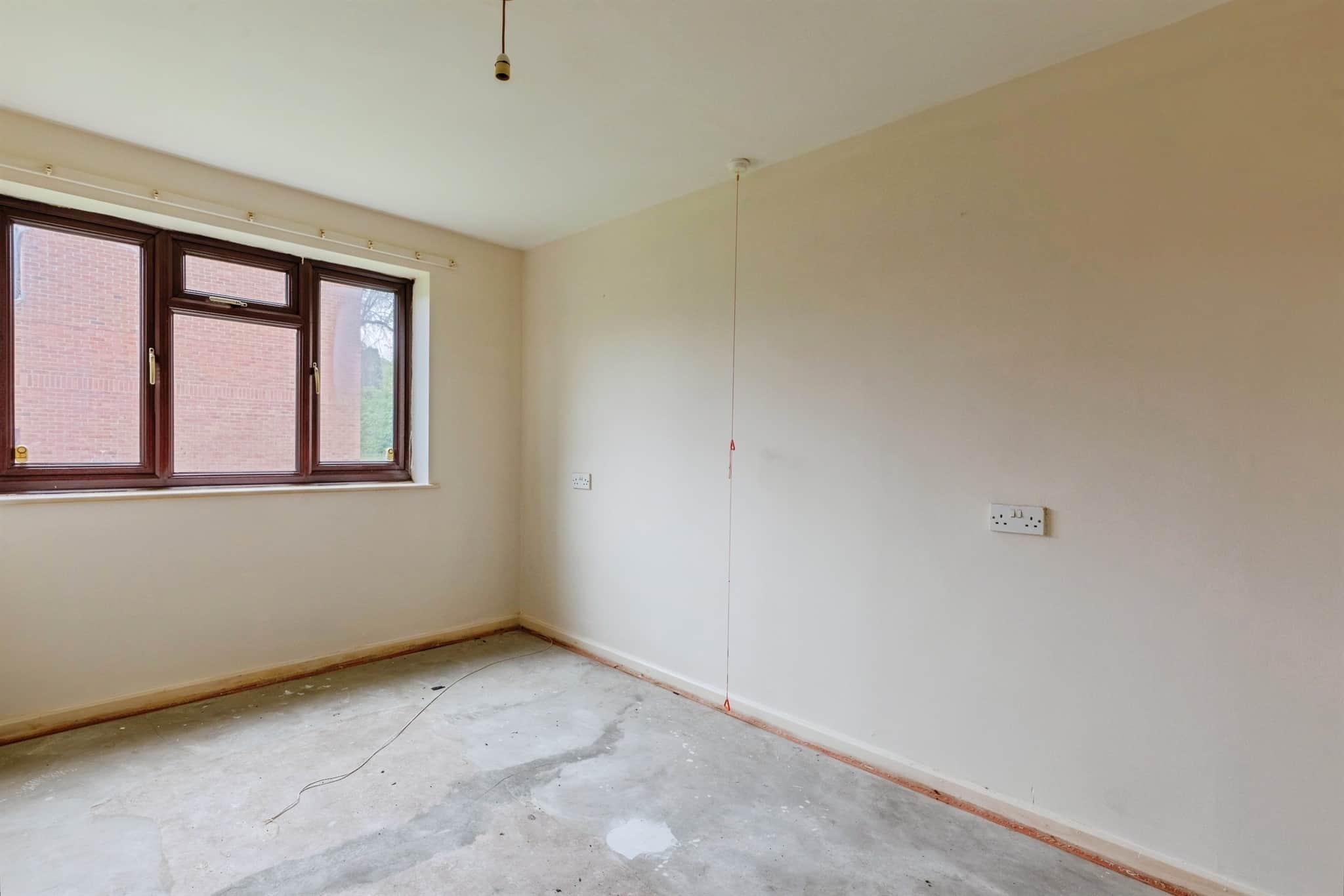 Property at Brentwood Gardens, Coventry