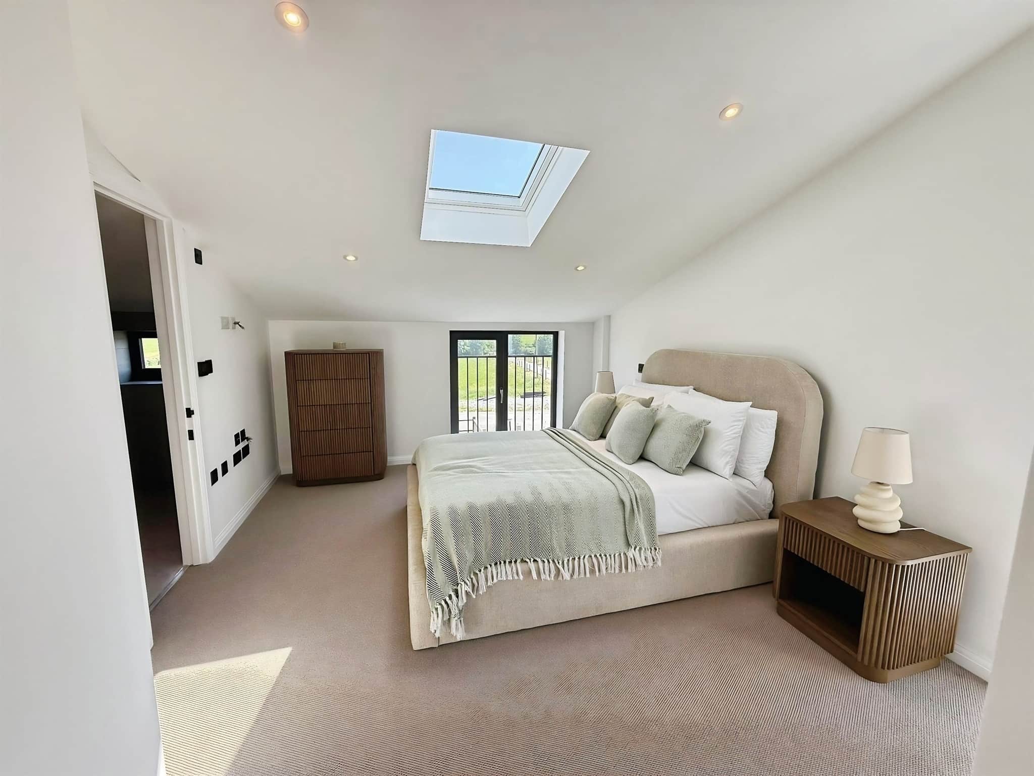 Property at Aylesbury Road, Rowsham, Aylesbury