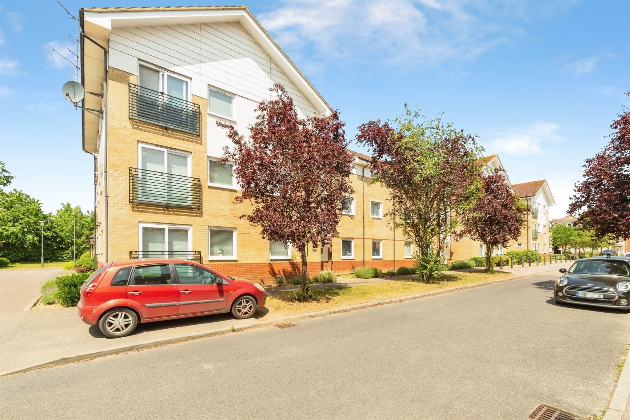 Property at Eddington Crescent, Welwyn Garden City