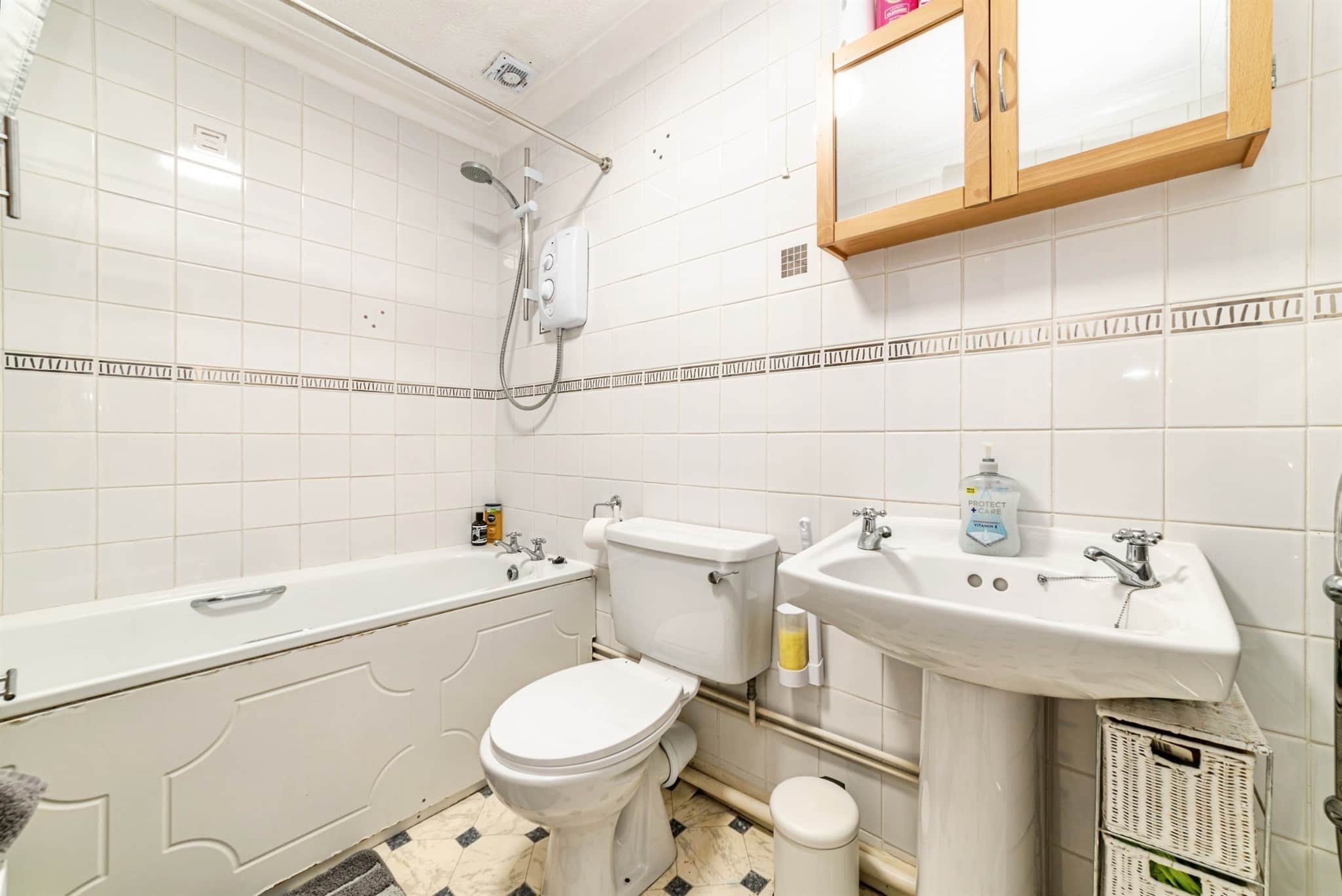 Property at Mill Close, Sherfield-On-Loddon, Hook