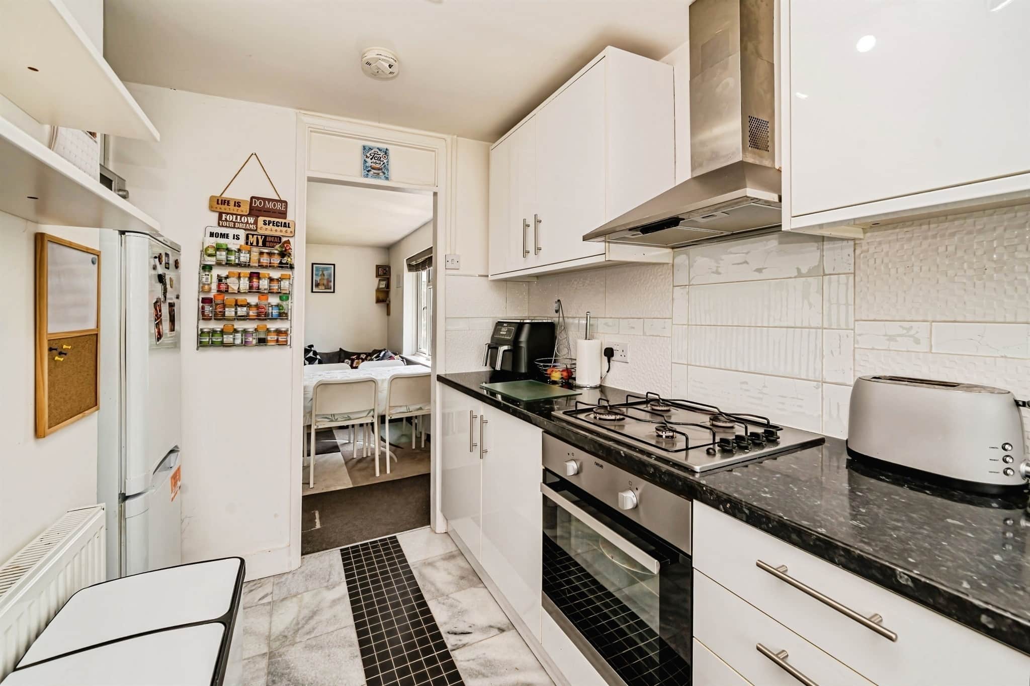 Property at Elmhurst Road, Aylesbury