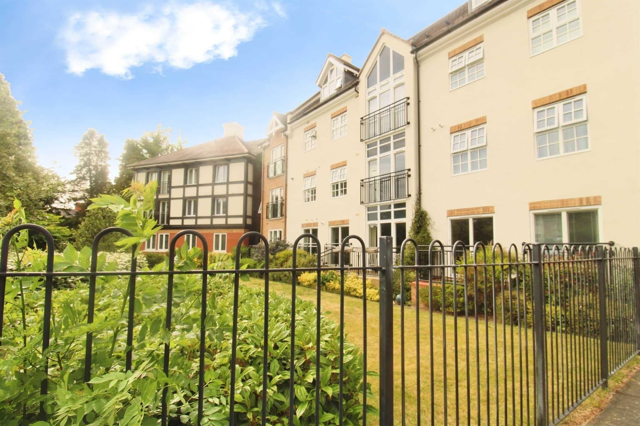 Property at Honeywell Close, Oadby, Leicester