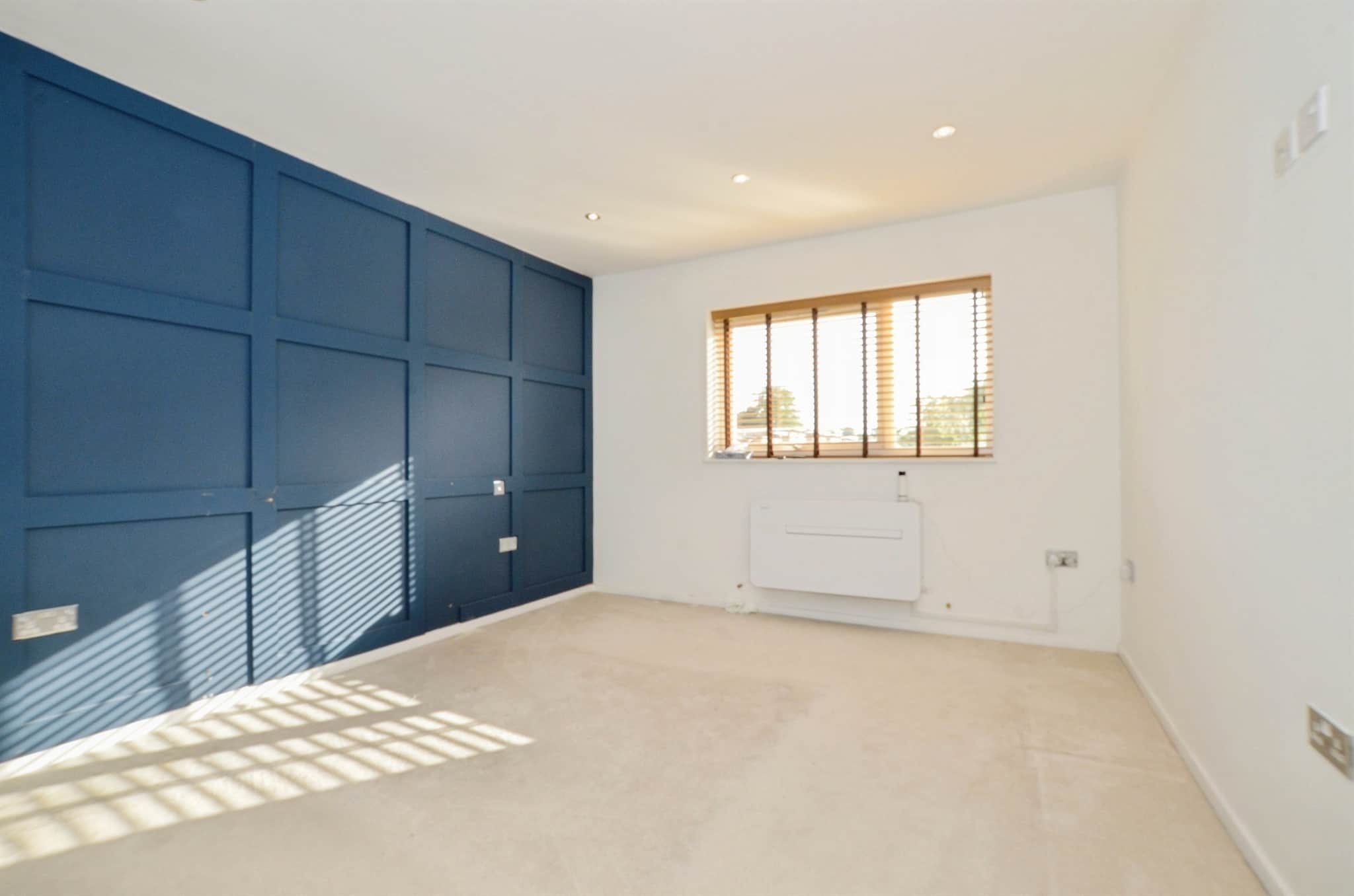 Property at Ivinghoe Road, Bushey