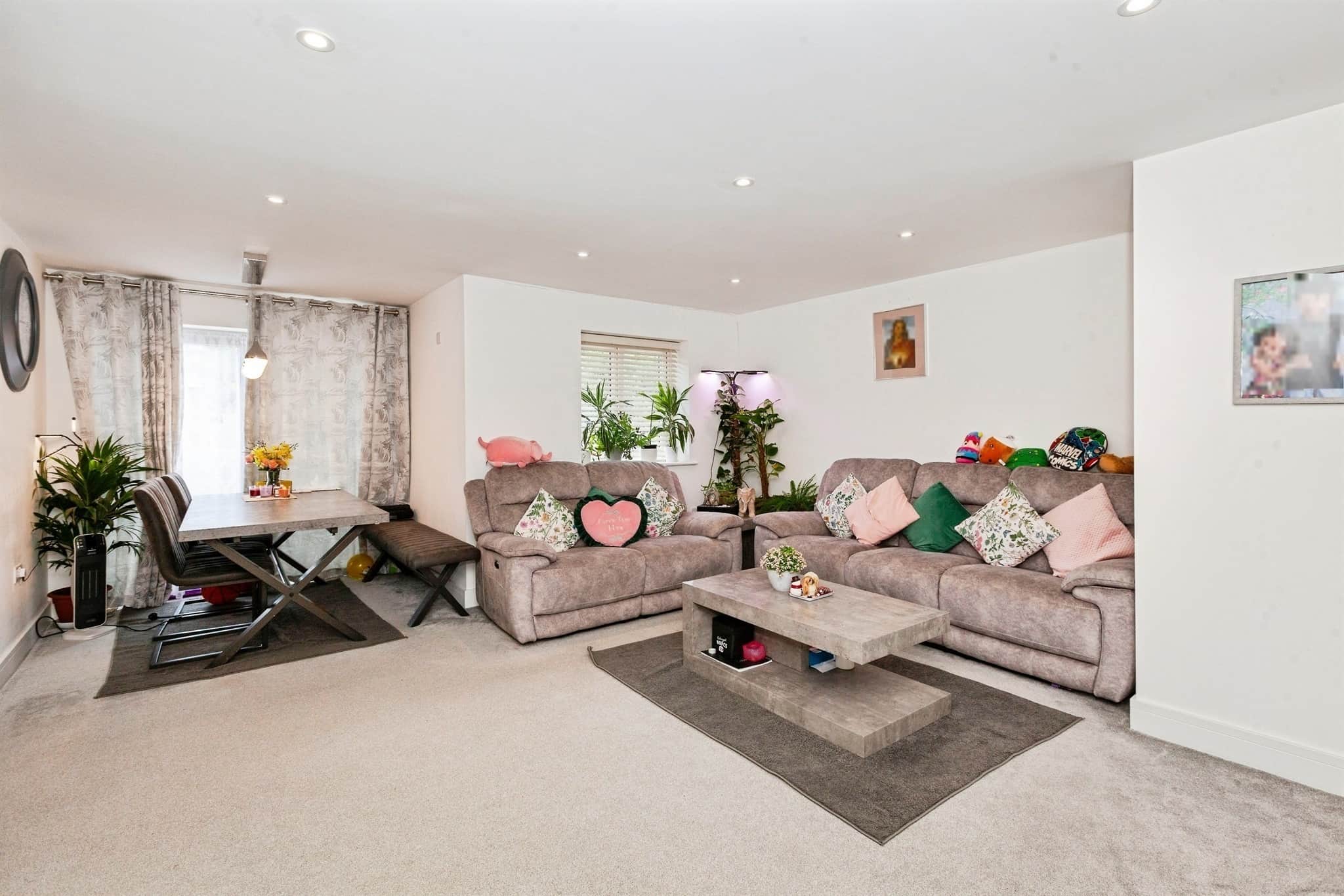 Property at West Wycombe Road, HIGH WYCOMBE