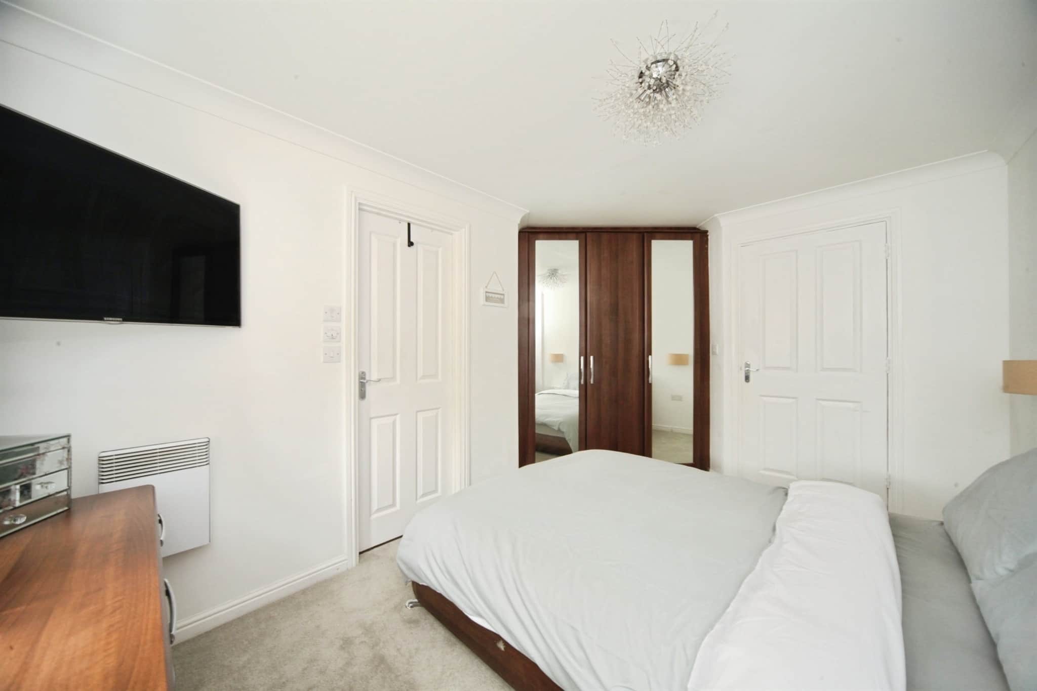 Property at Watling Gardens, Dunstable