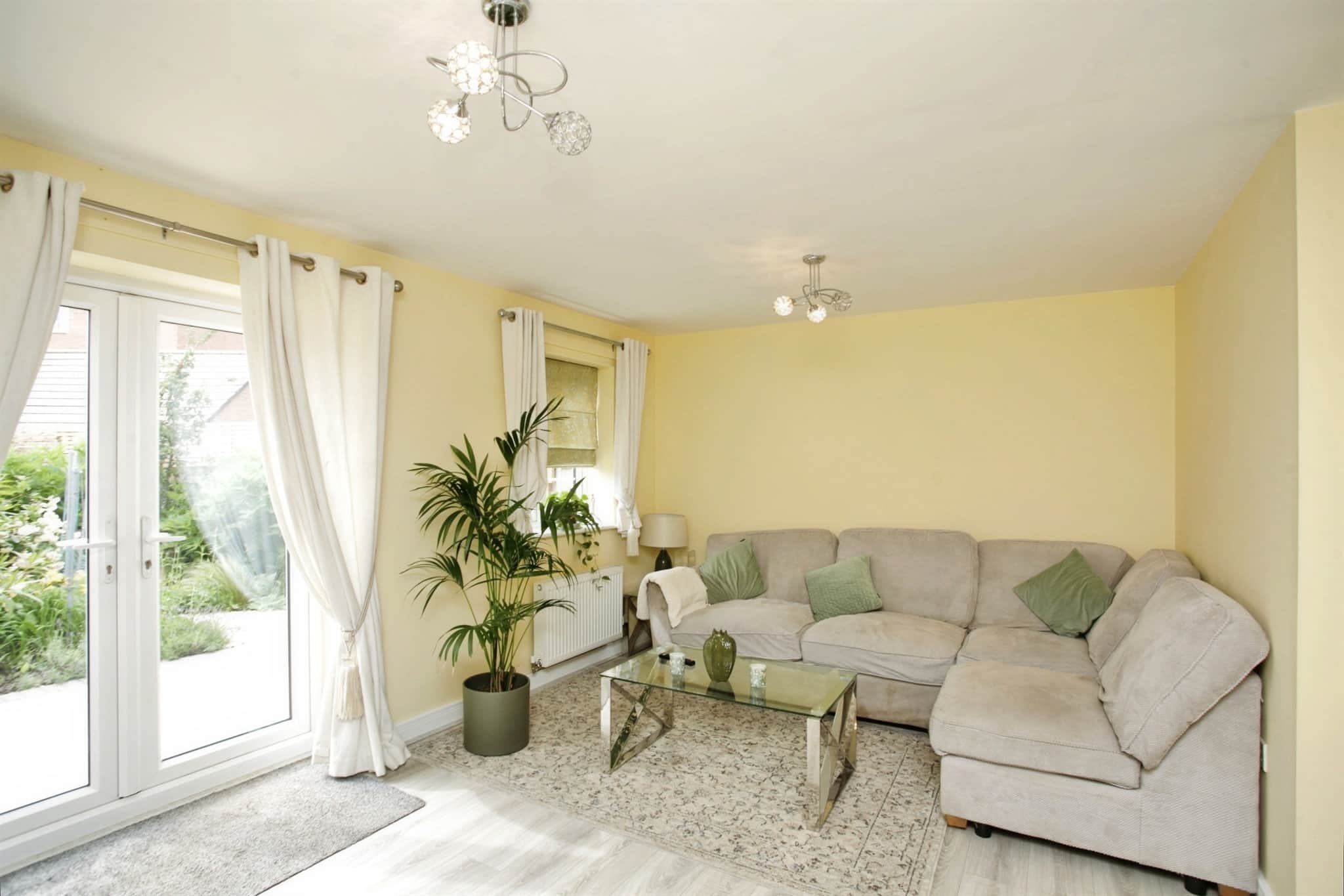 Property at East Close, Cawston, Rugby