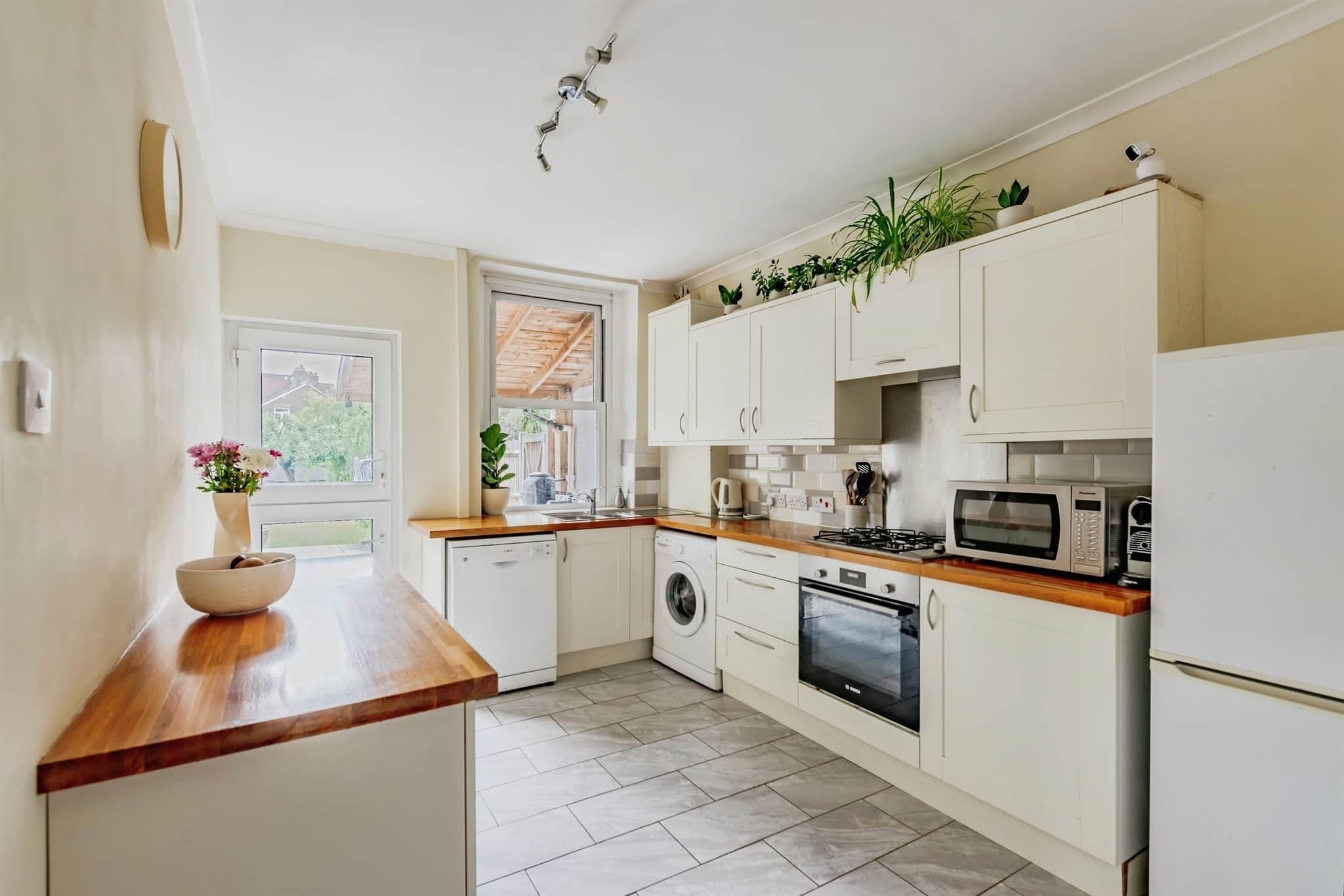 Property at Earlsbrook Road, Redhill