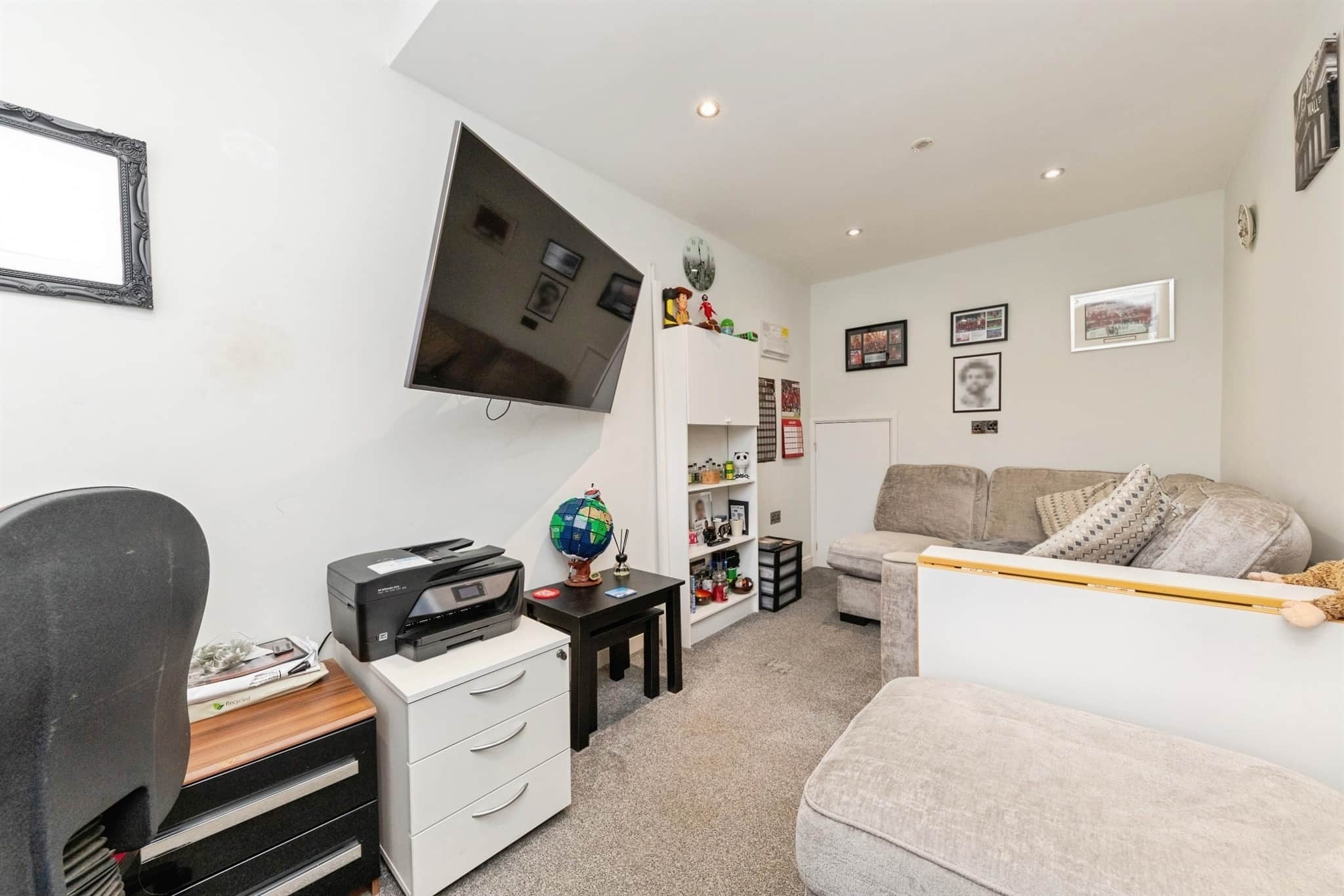 Property at Poppyfields, Welwyn Garden City
