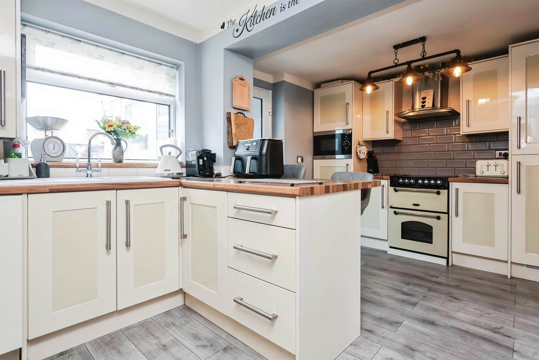 Property at Gladstone Drive, Tividale, Oldbury