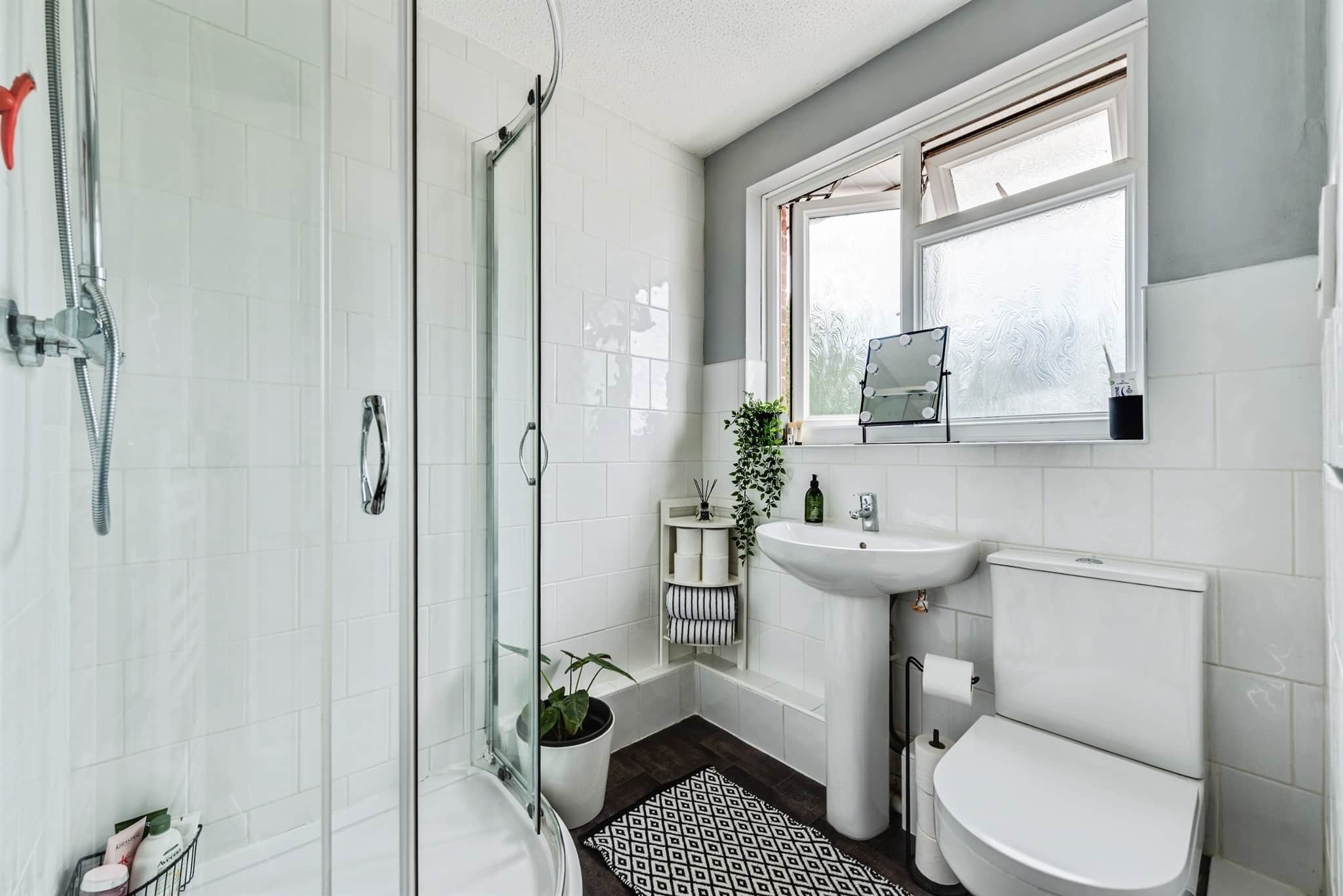 Property at Stonefield Close, Eastleaze, SWINDON