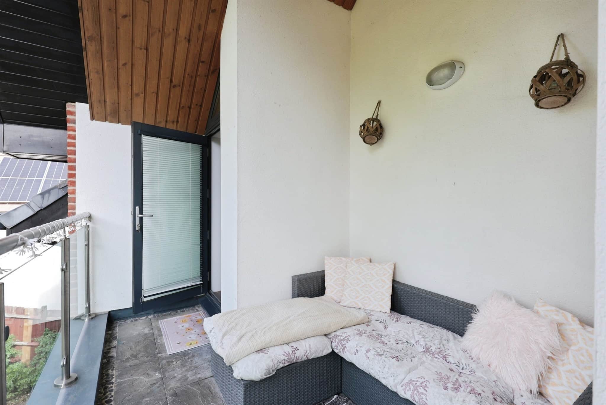 Property at Kingsmead Road, HIGH WYCOMBE