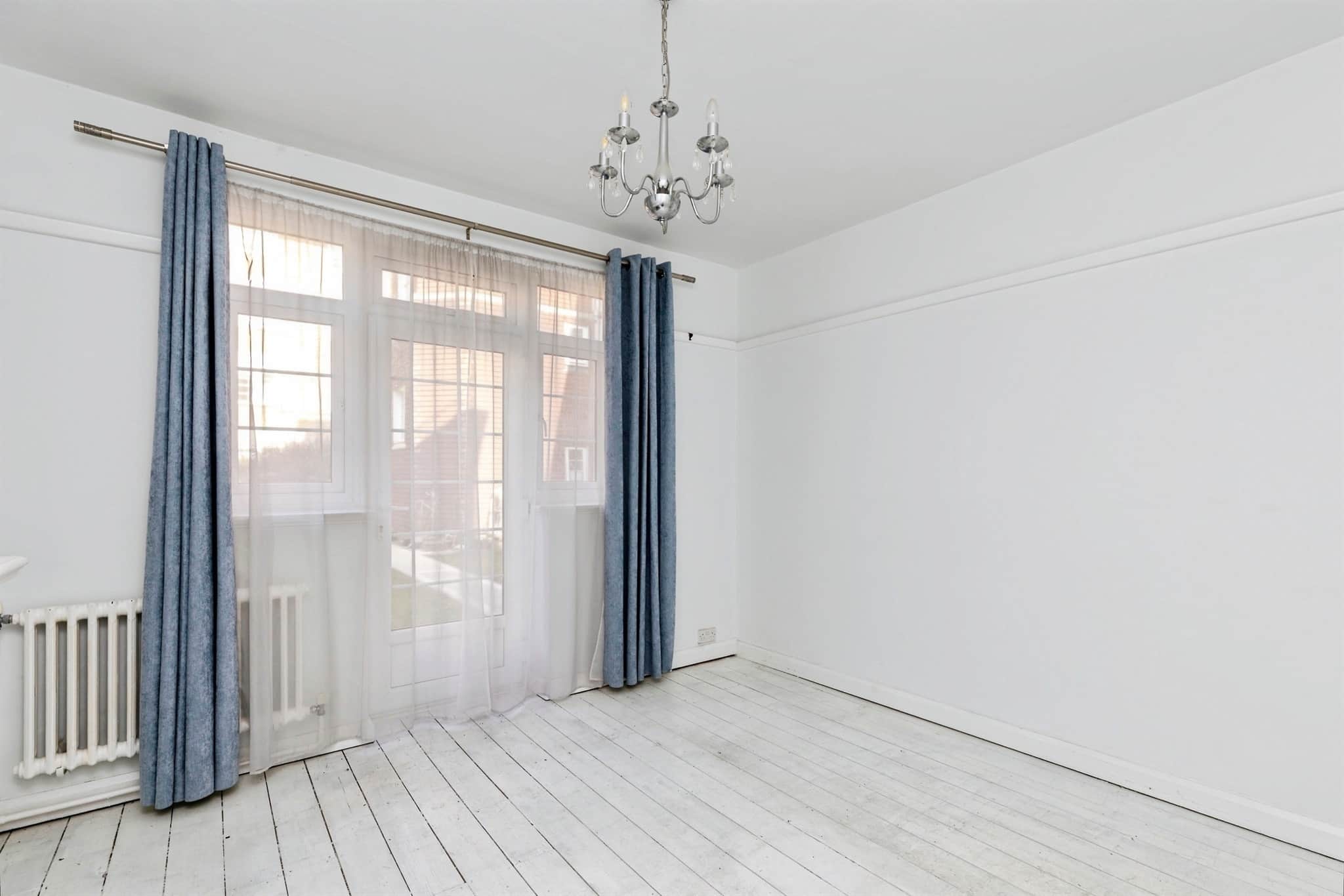 Property at Bishopric Court, Horsham