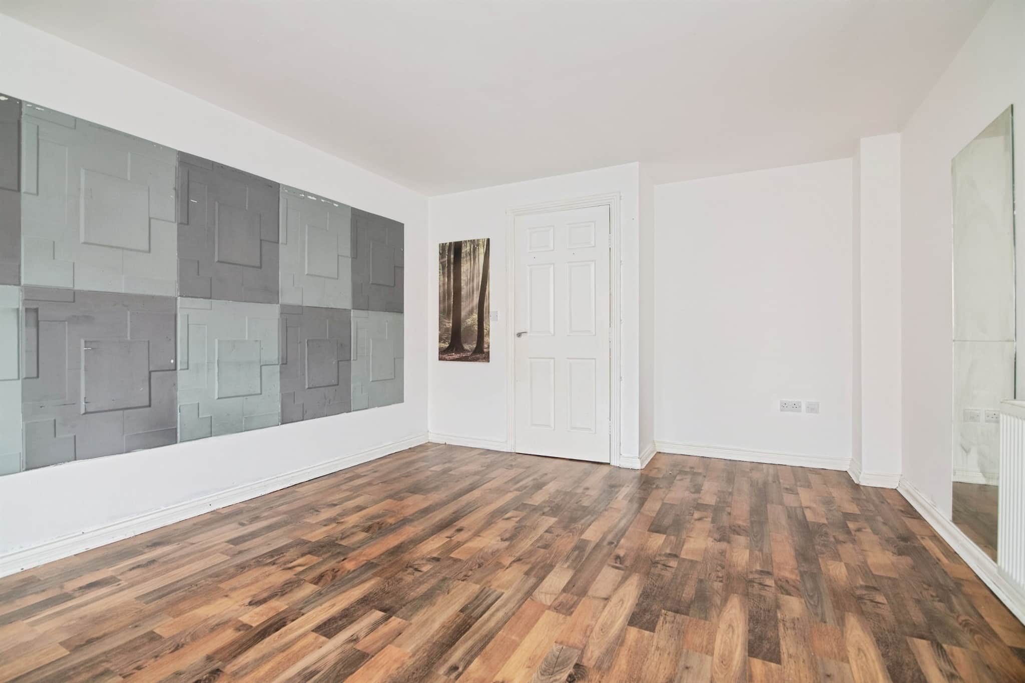 Property at Farm End Close, West Bromwich