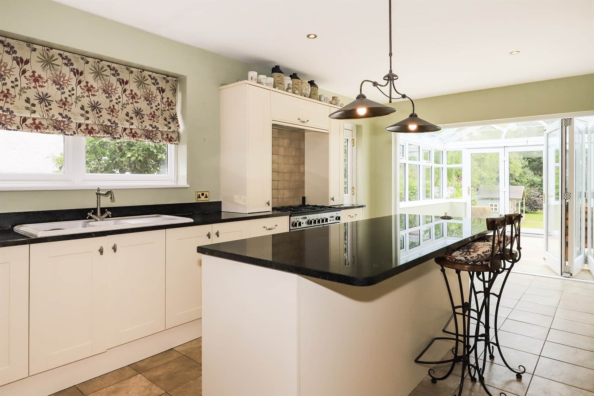 Property at Tettenhall Road, Tettenhall, Wolverhampton