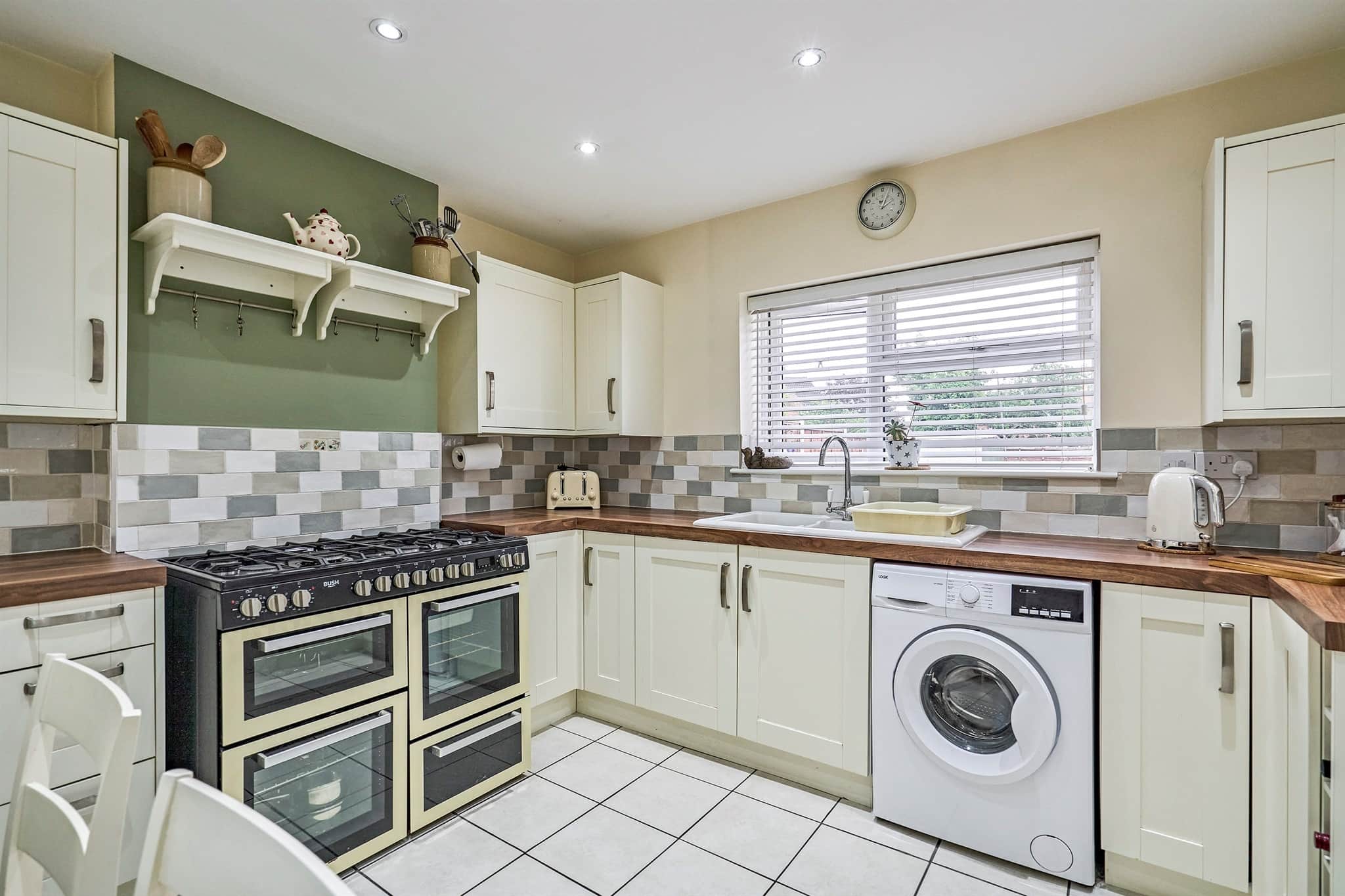 Property at Brooklands Parade, Eastfield, Wolverhampton