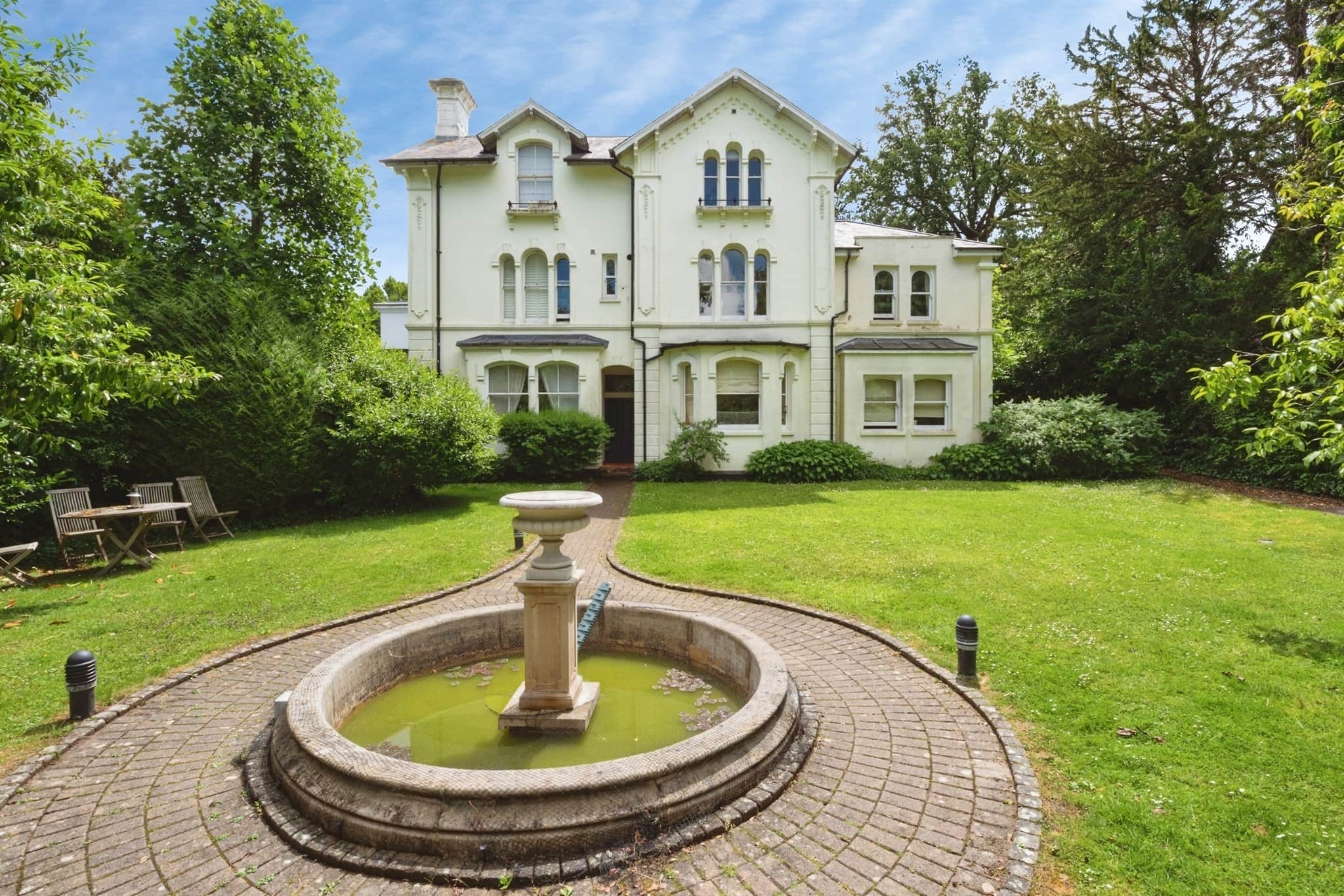 Property at Broadwater Down, Tunbridge Wells