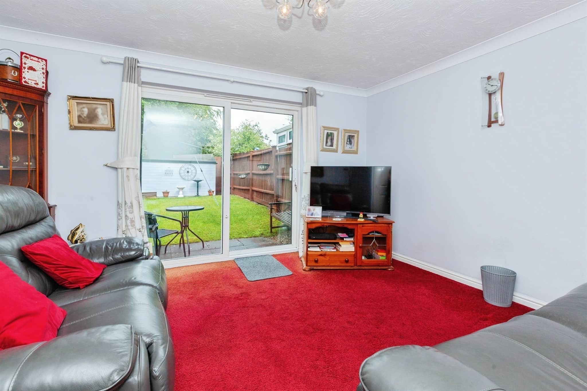 Property at Erringtons Close, Oadby, Leicester