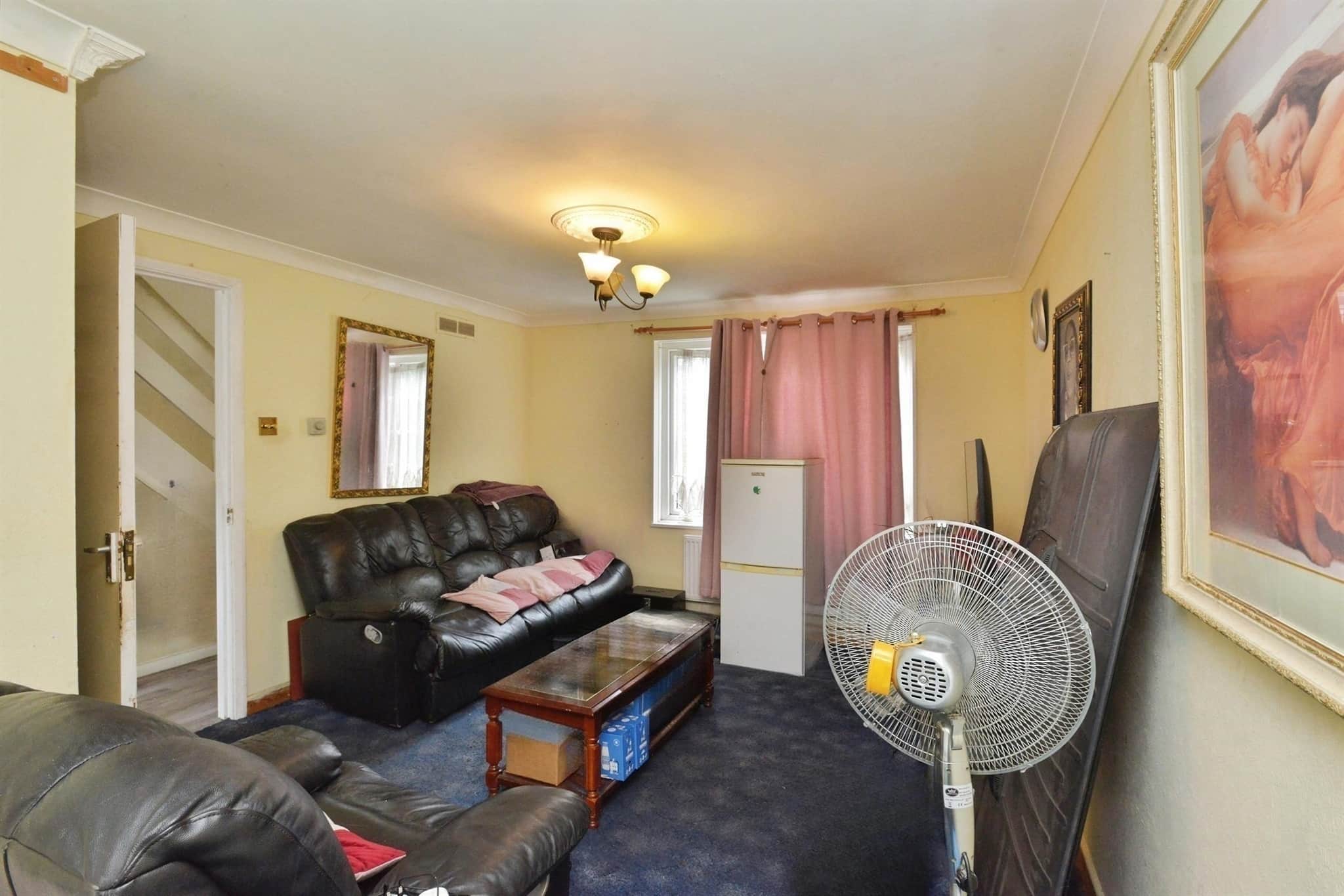 Property at Downs Barn Boulevard, Downs Barn, Milton Keynes