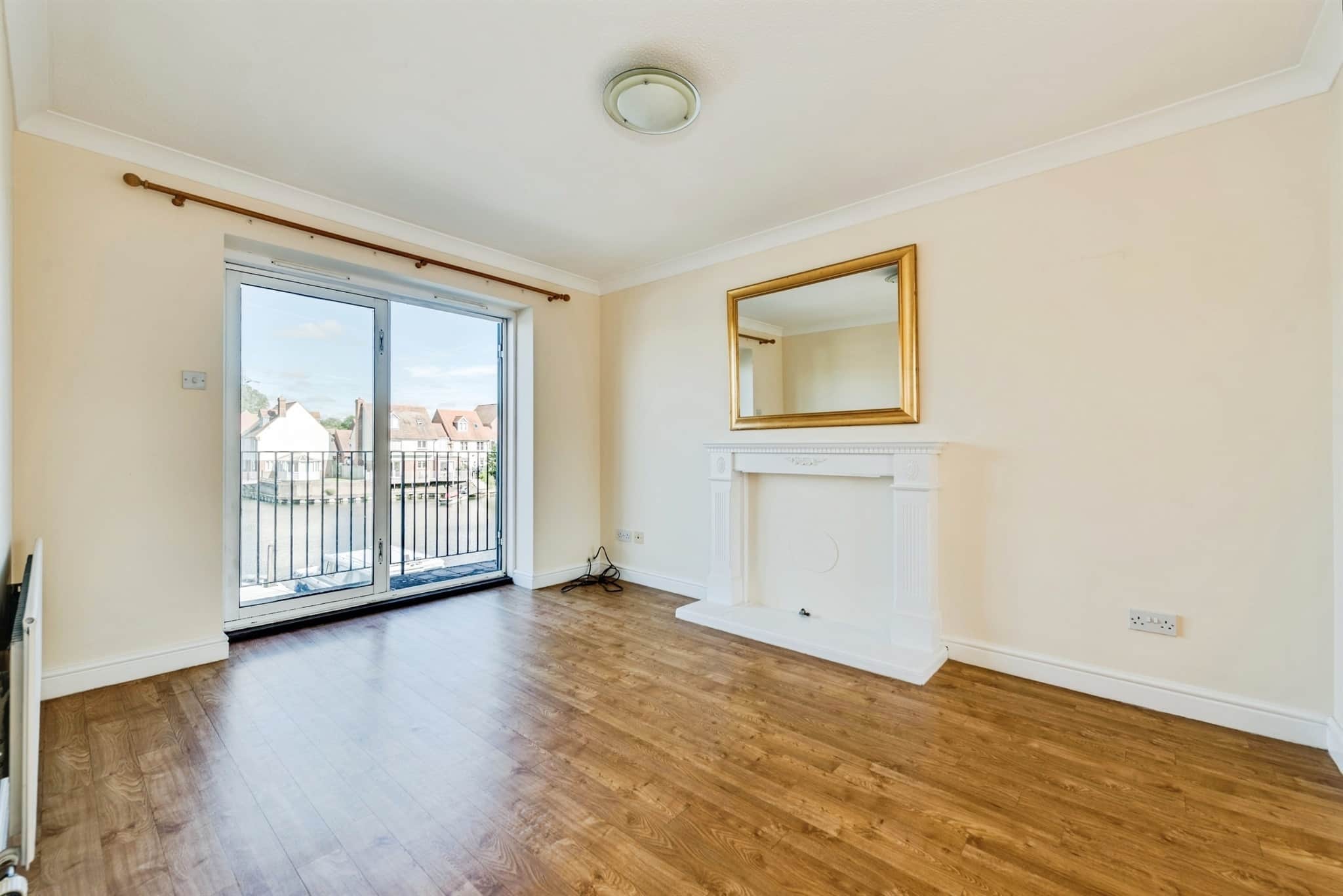 Property at West Quay, Abingdon