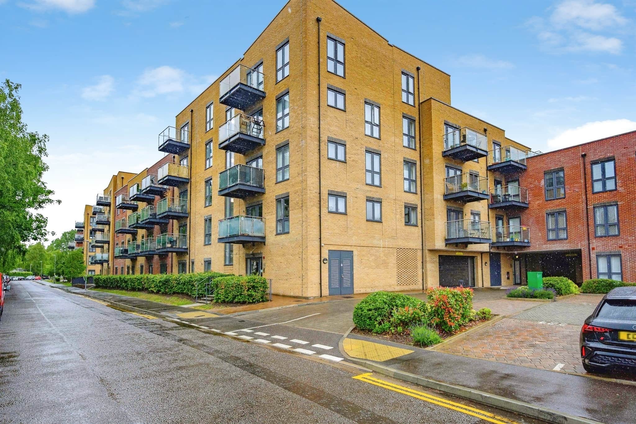 Property at Frogmore Road, Hemel Hempstead