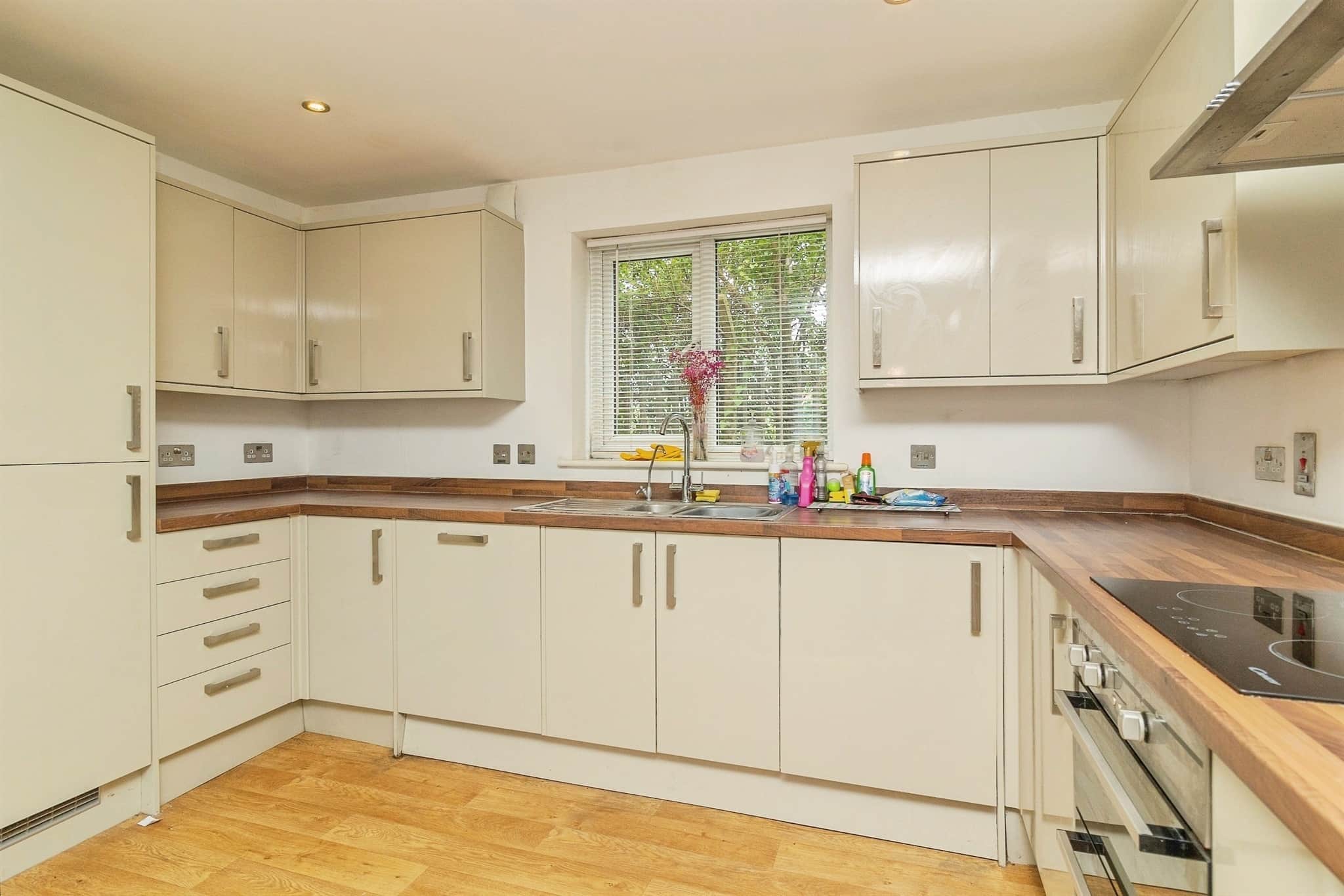 Property at Bunkers Crescent, Bletchley, MILTON KEYNES