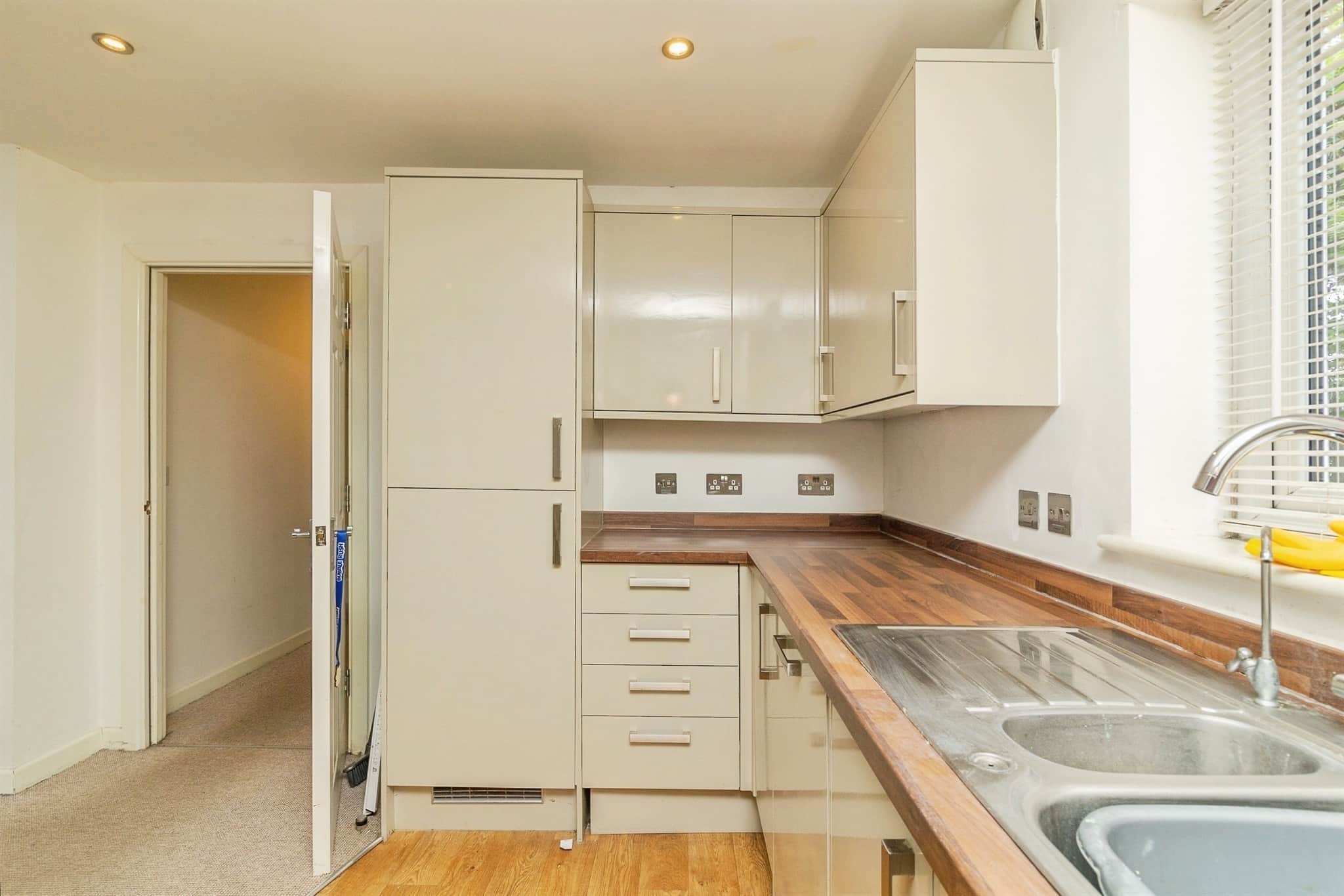 Property at Bunkers Crescent, Bletchley, MILTON KEYNES