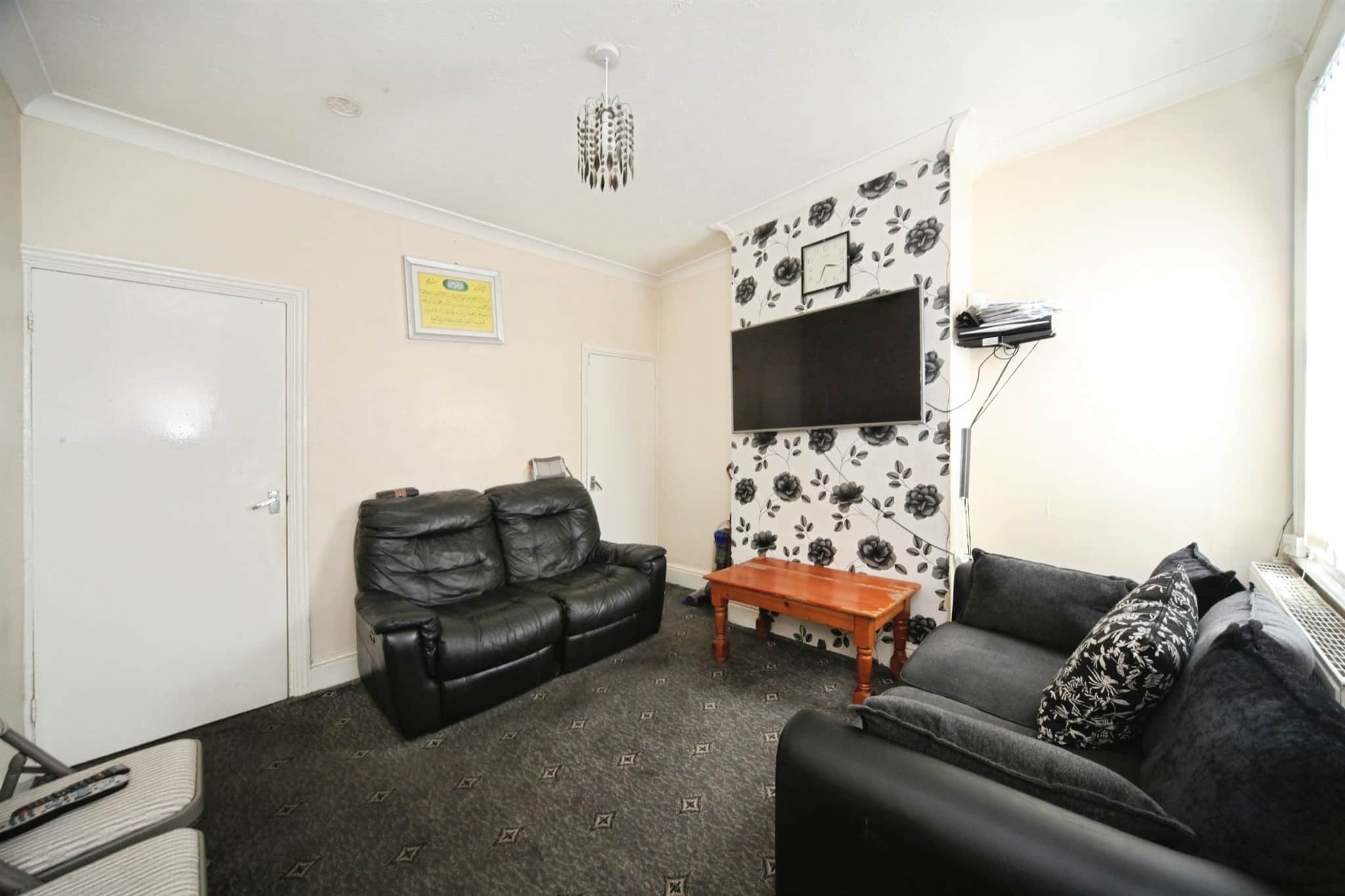 Property at Hampton Road, Luton