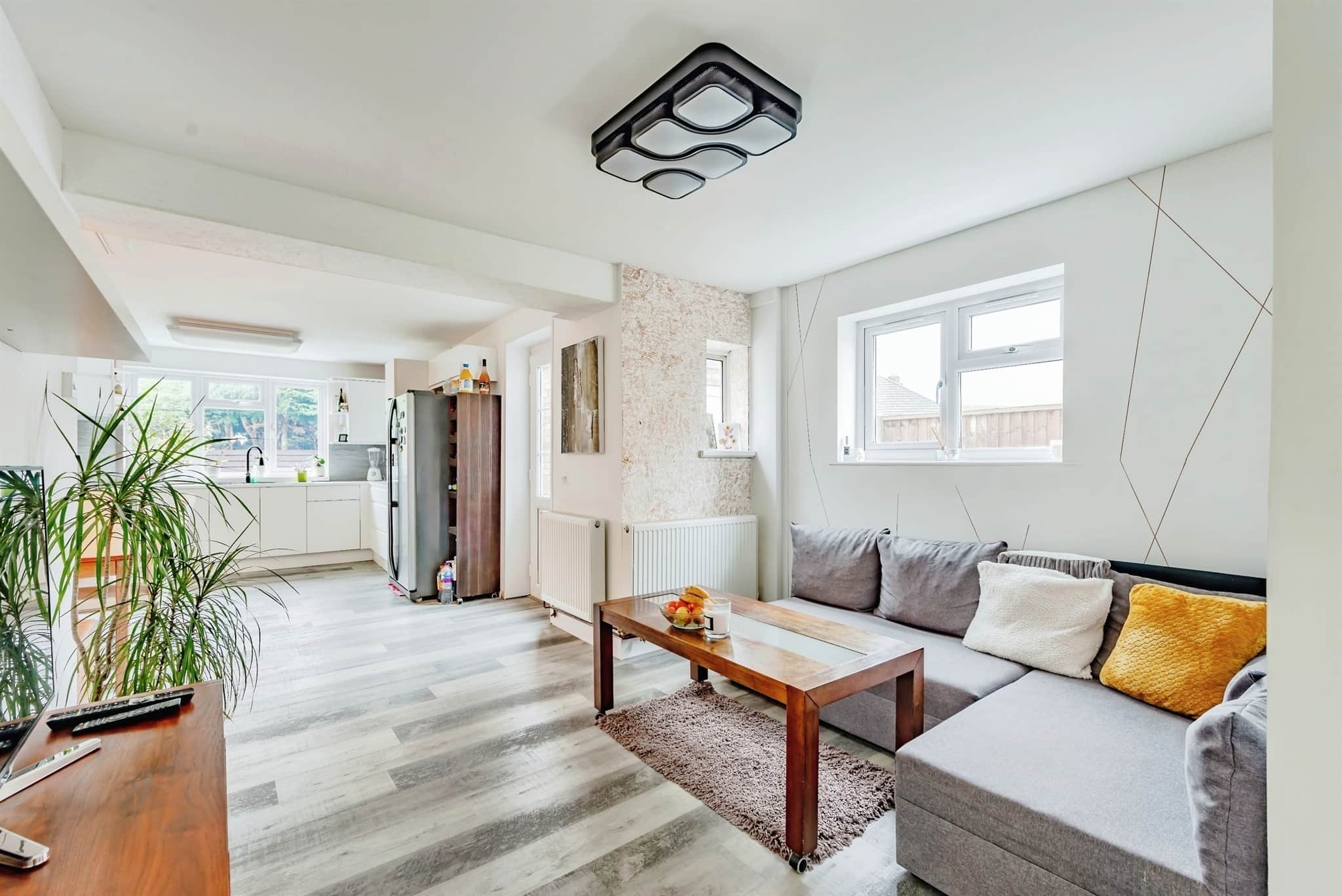 Property at Emlyn Road, Horley