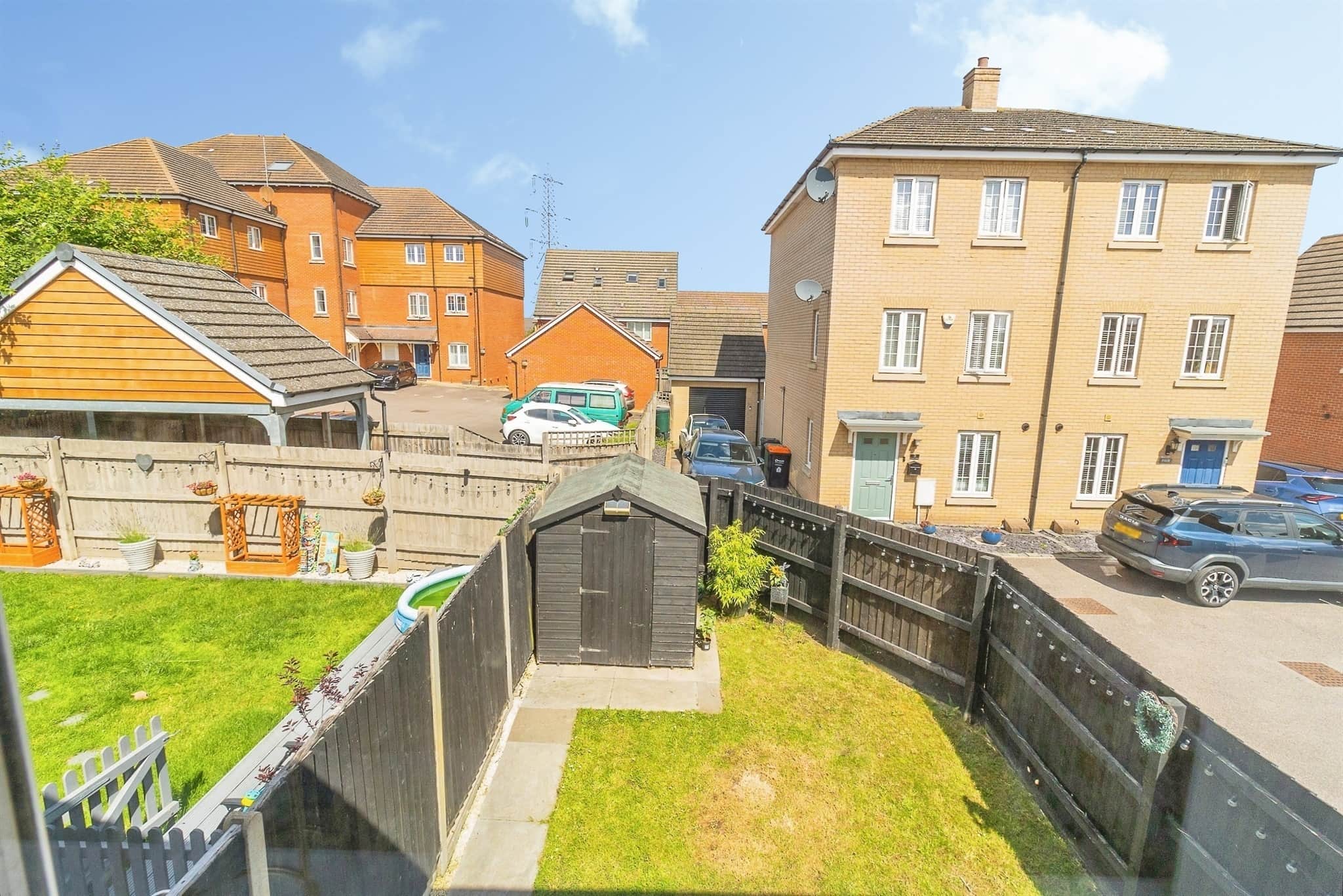 Property at Feronia Mead, LEIGHTON BUZZARD