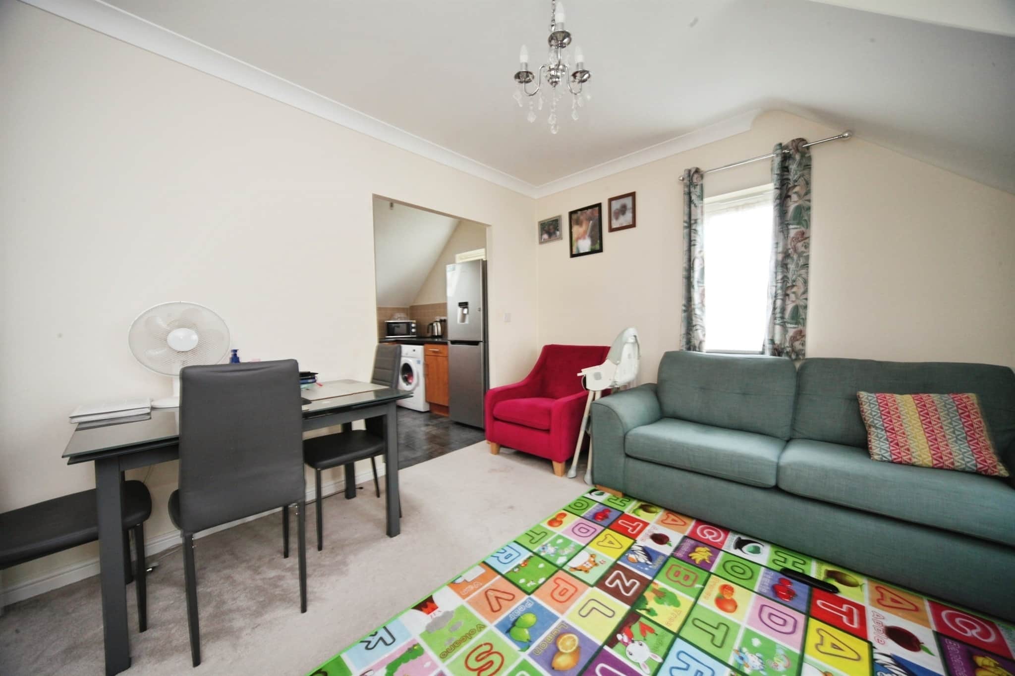Property at The Wickets, Luton