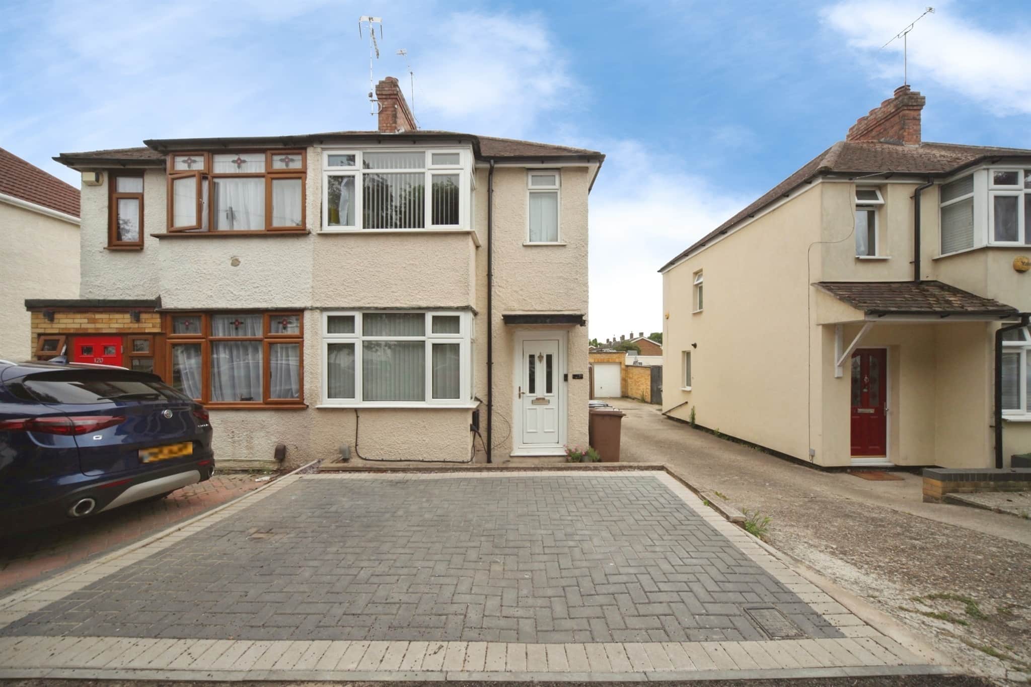 Property at Fourth Avenue, Luton