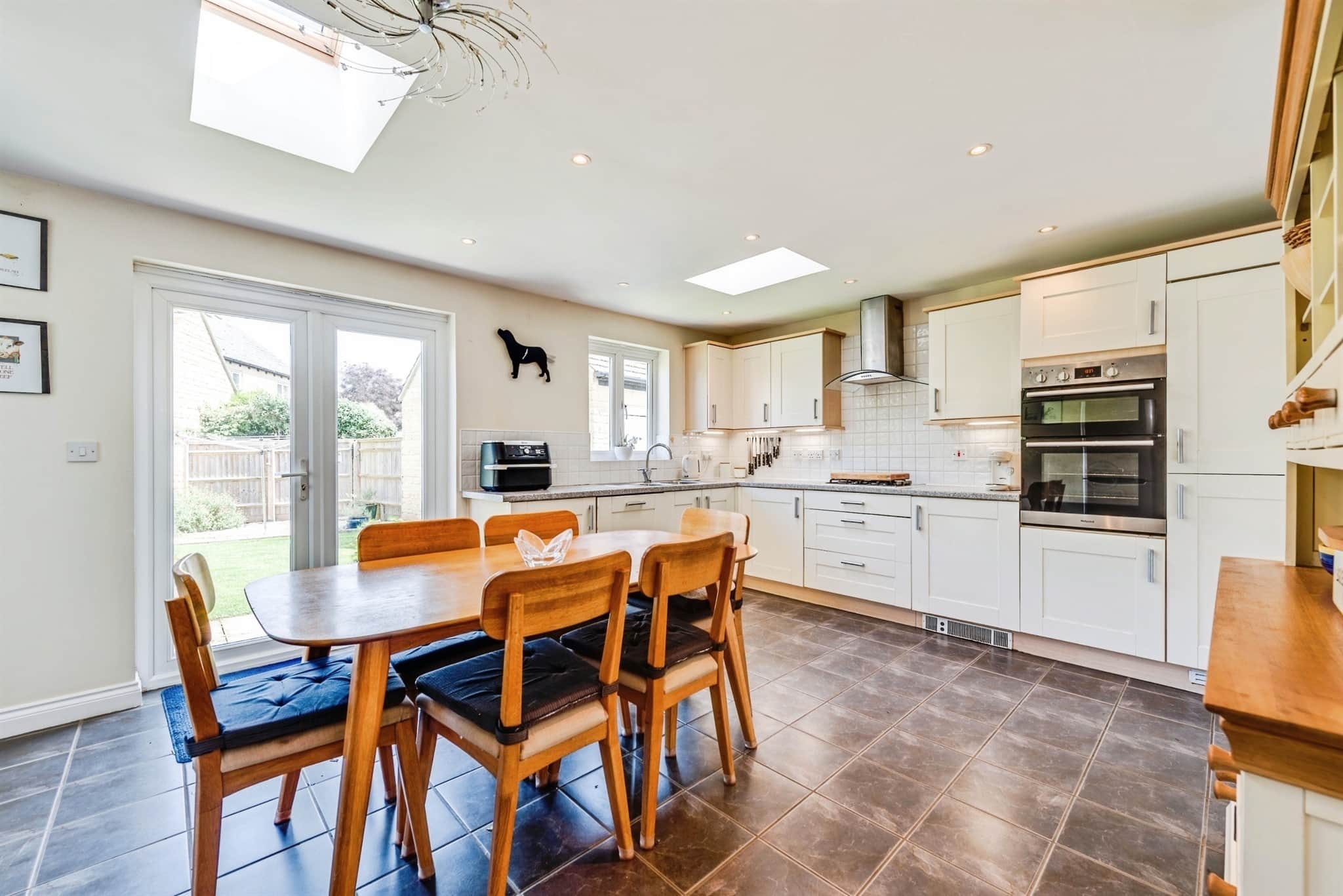 Property at Chestnut Close, Carterton