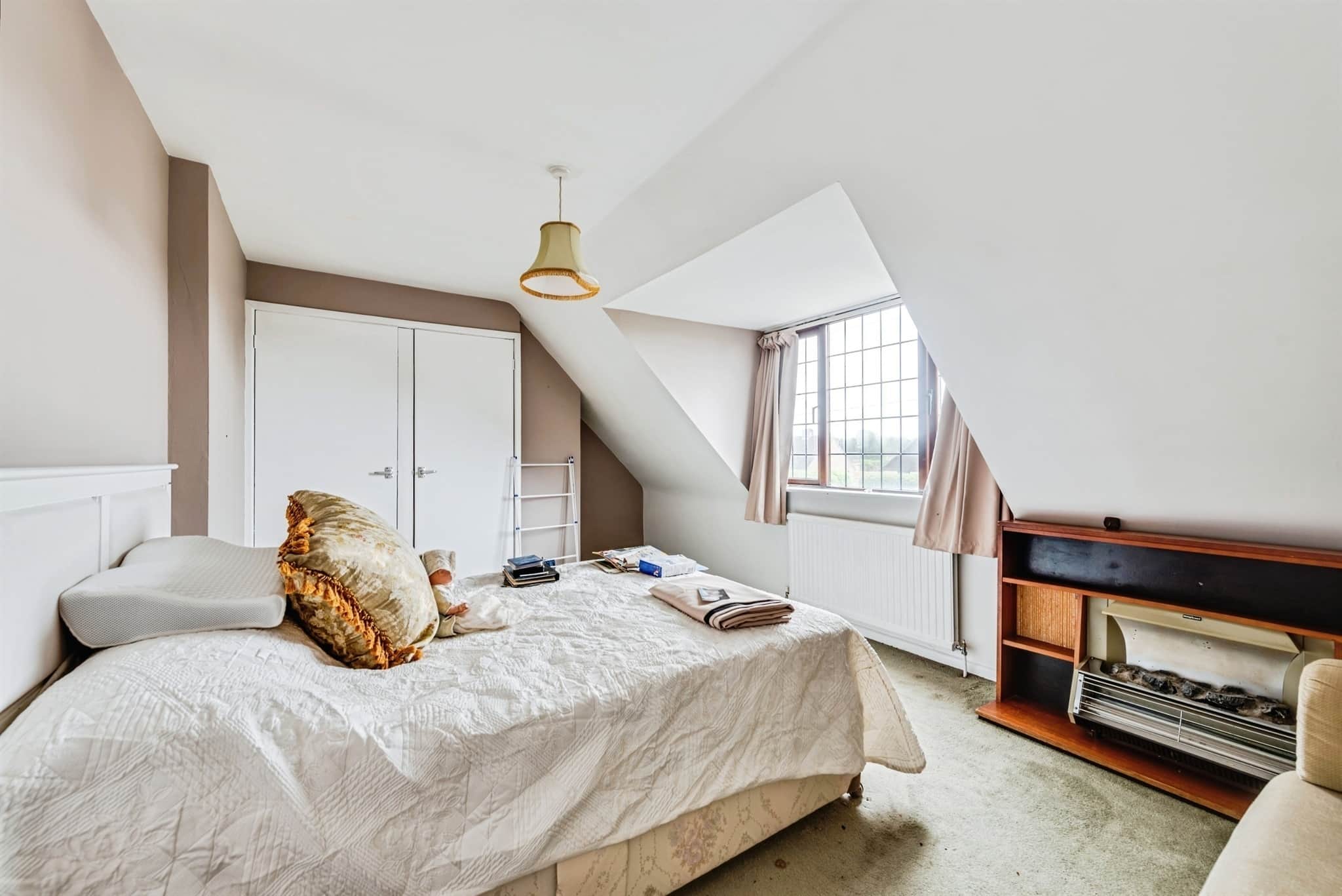 Property at Swinbrook Road, Carterton