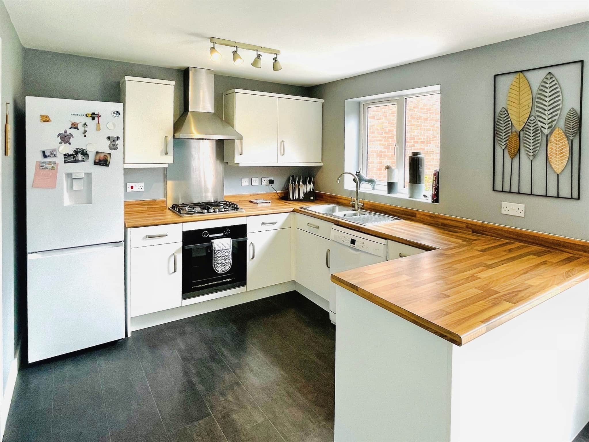 Property at Butler Close, Whitnash, Leamington Spa