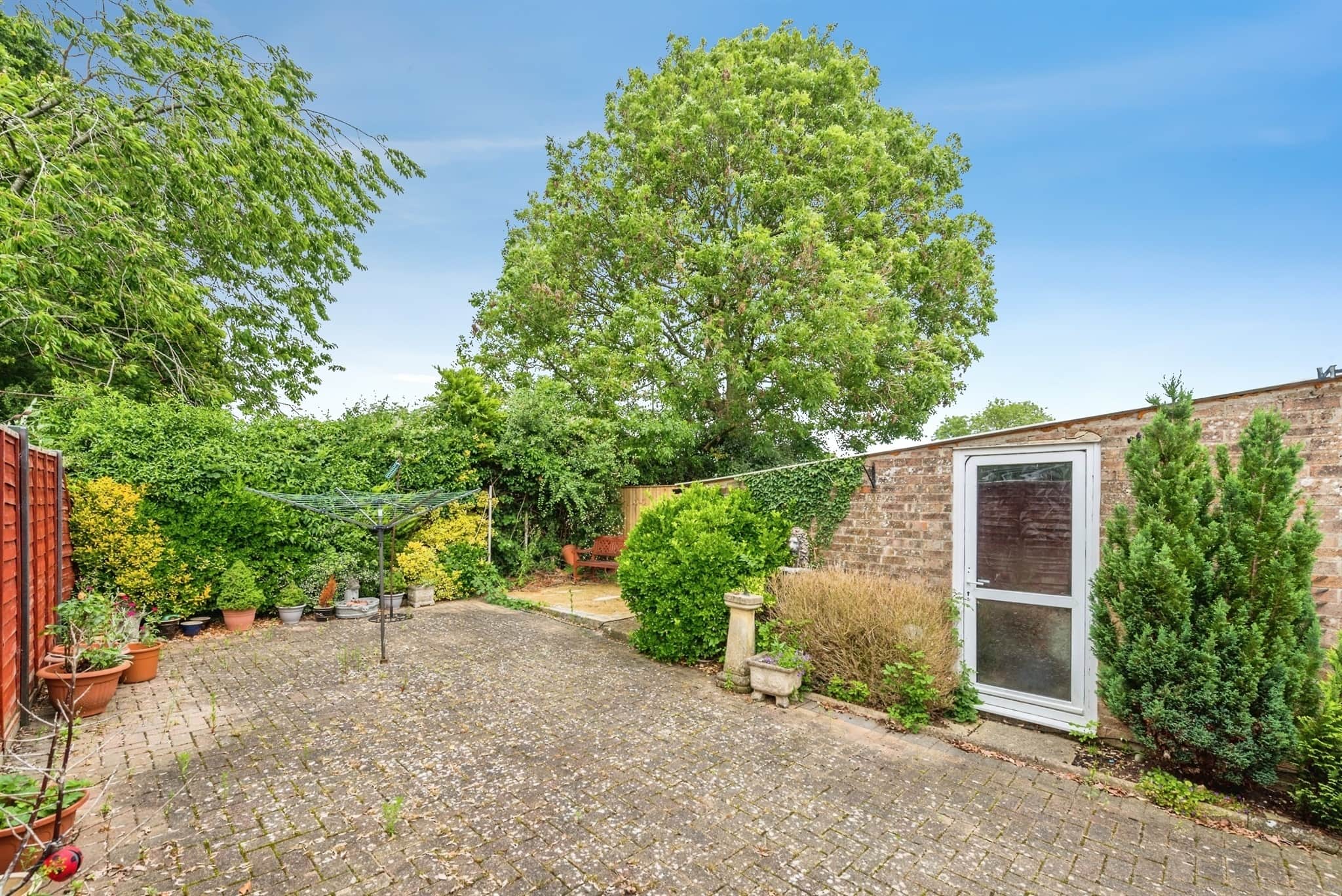 Property at Windmill Road, North Leigh, Witney