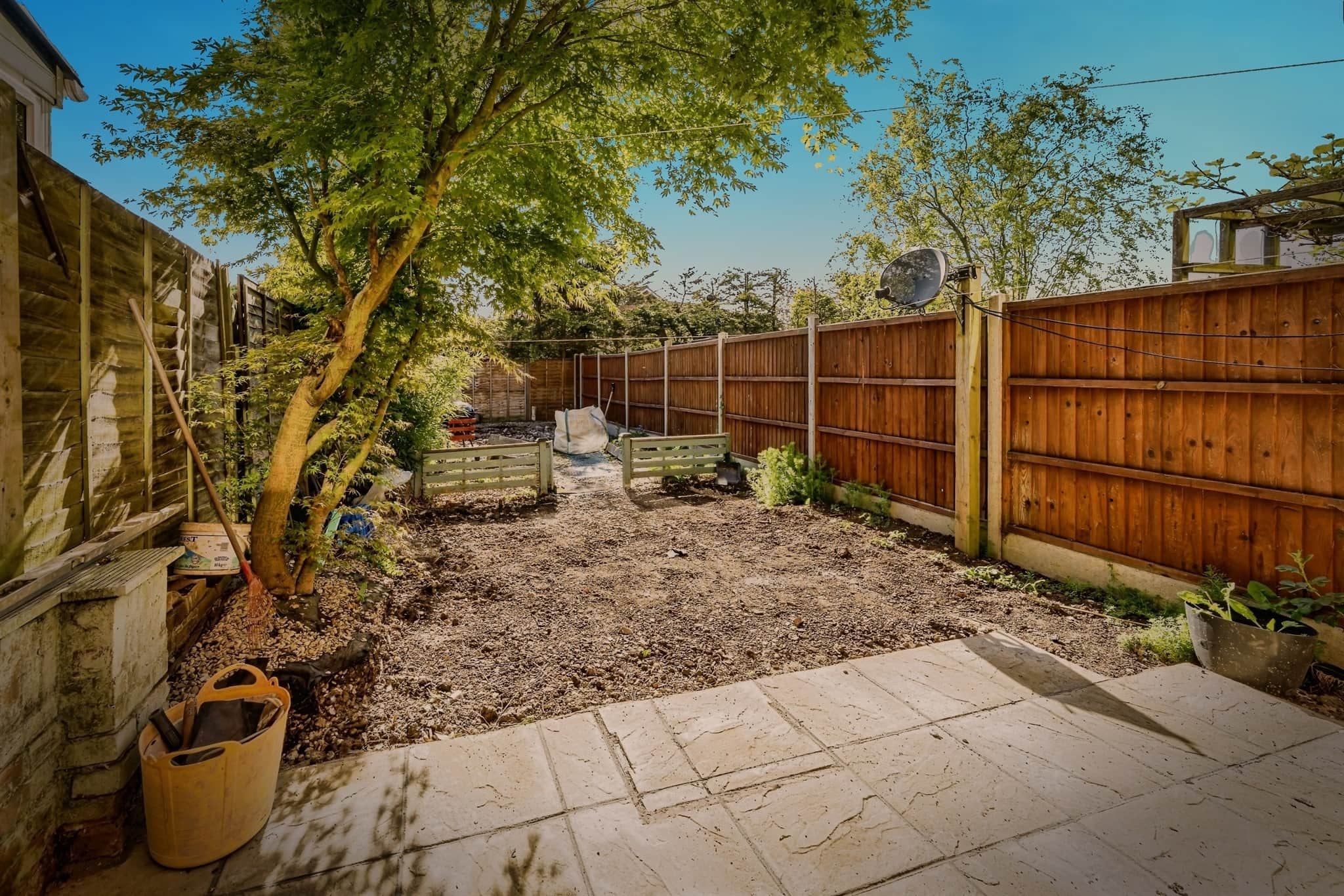 Property at Cam Mead, AYLESBURY