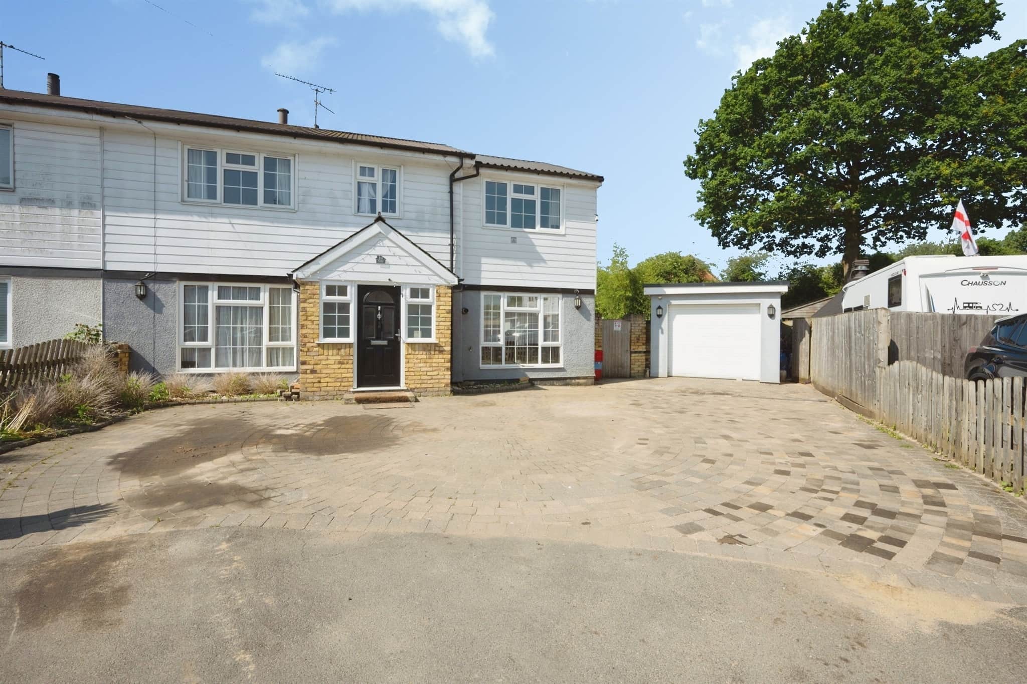 Property at Russell Avenue, Aylesbury