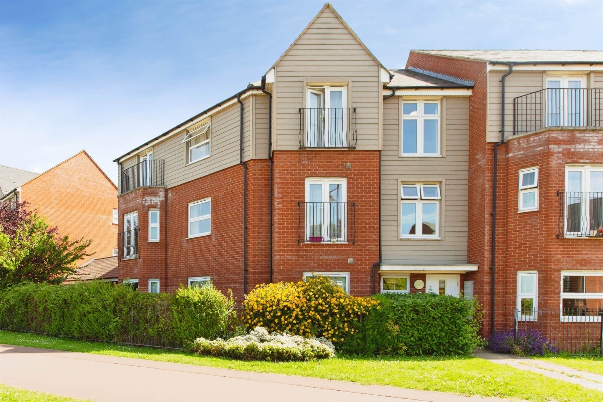 Property at Lancaster Gate, Upper Cambourne, Cambridge