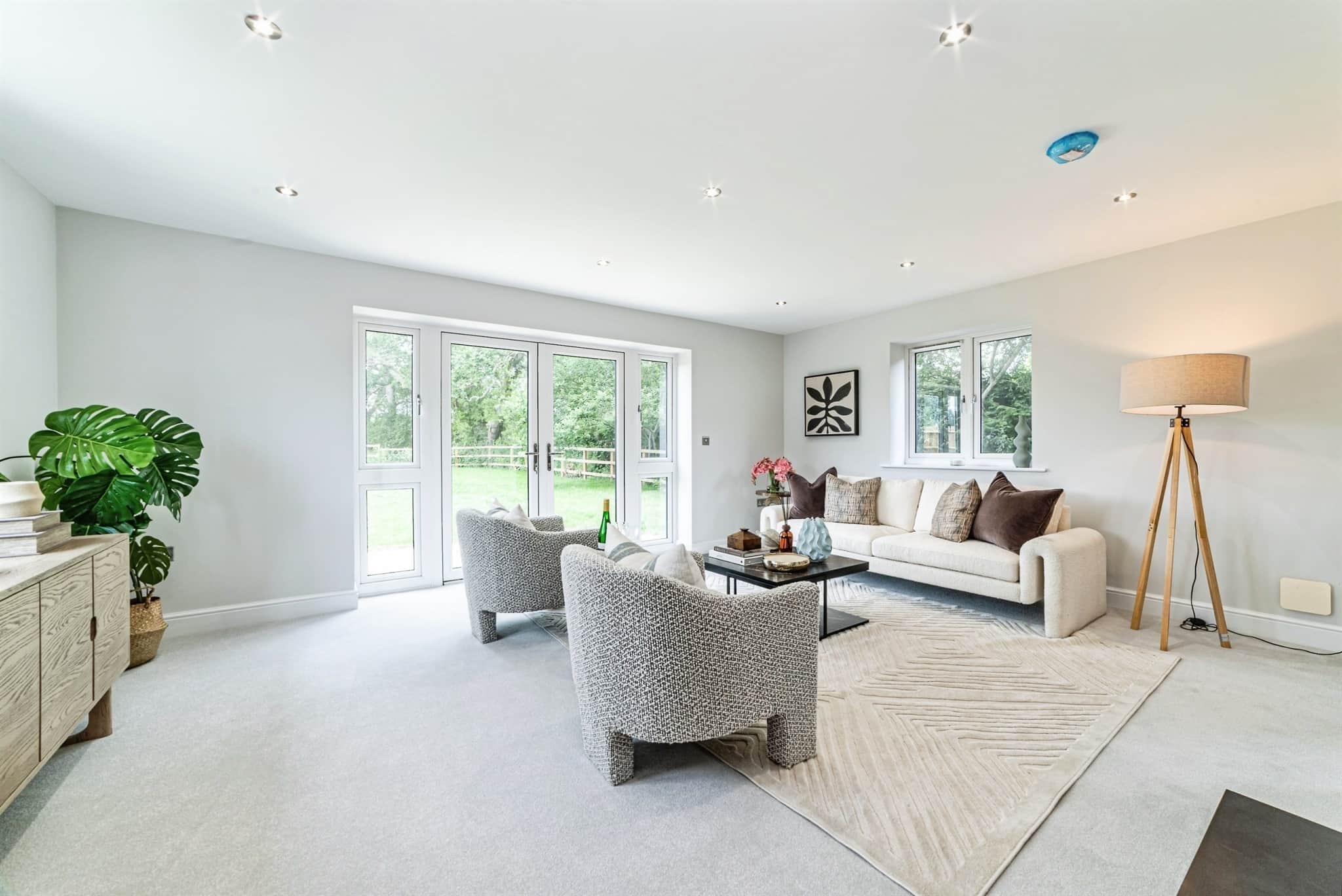 Property at Fields View Close, Pamber End, Tadley