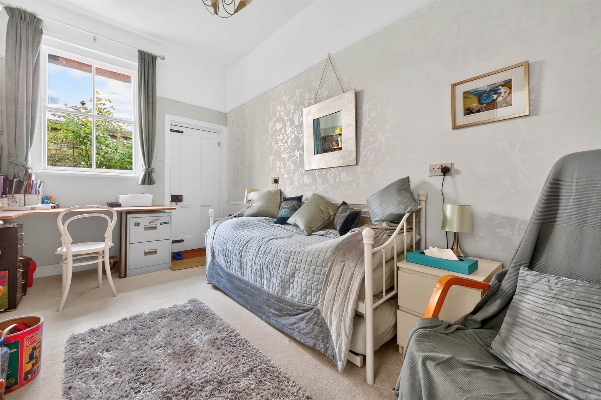 Property at Rosebery Avenue, Harpenden