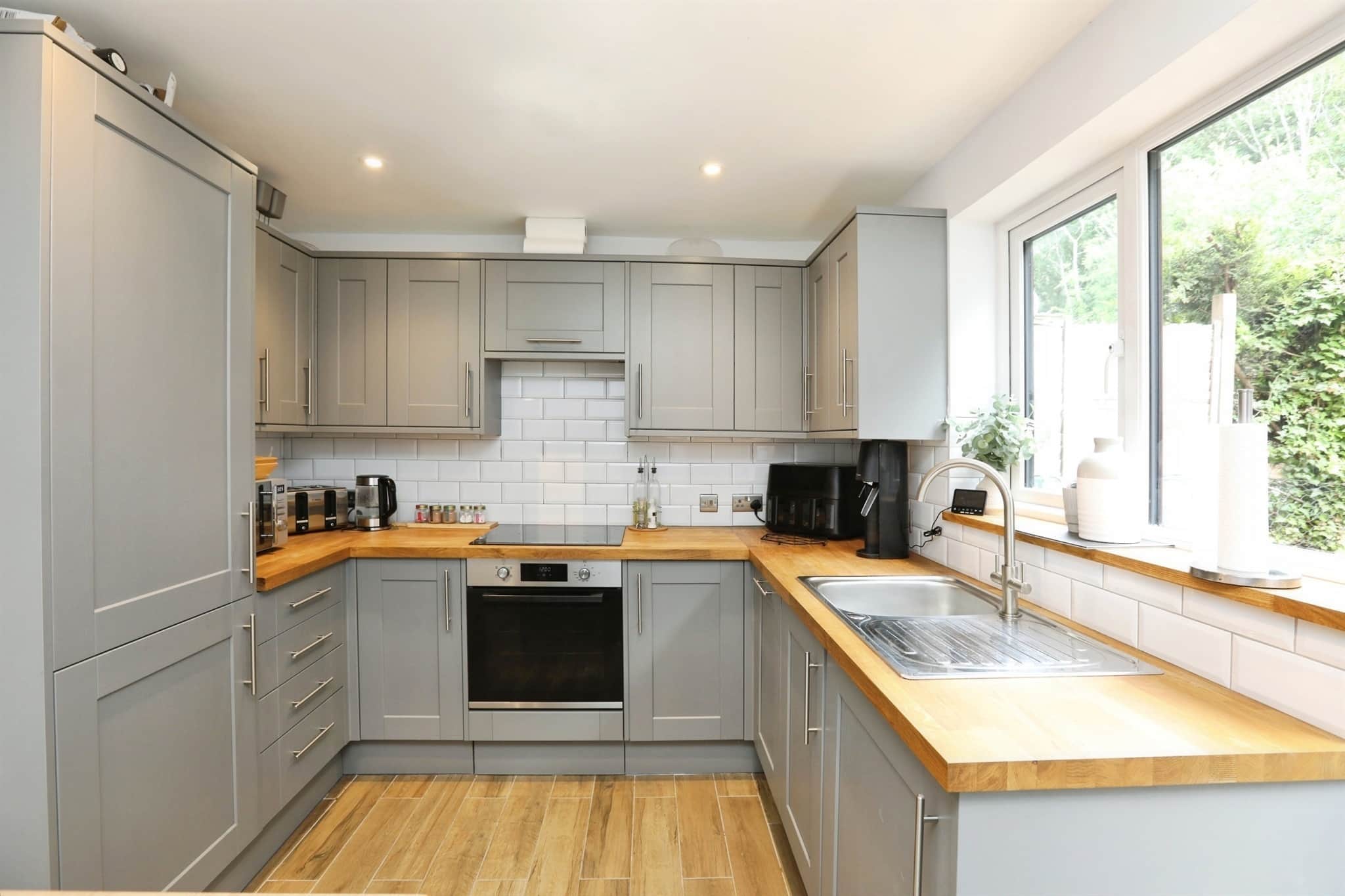 Property at Woodbury Avenue, East Grinstead