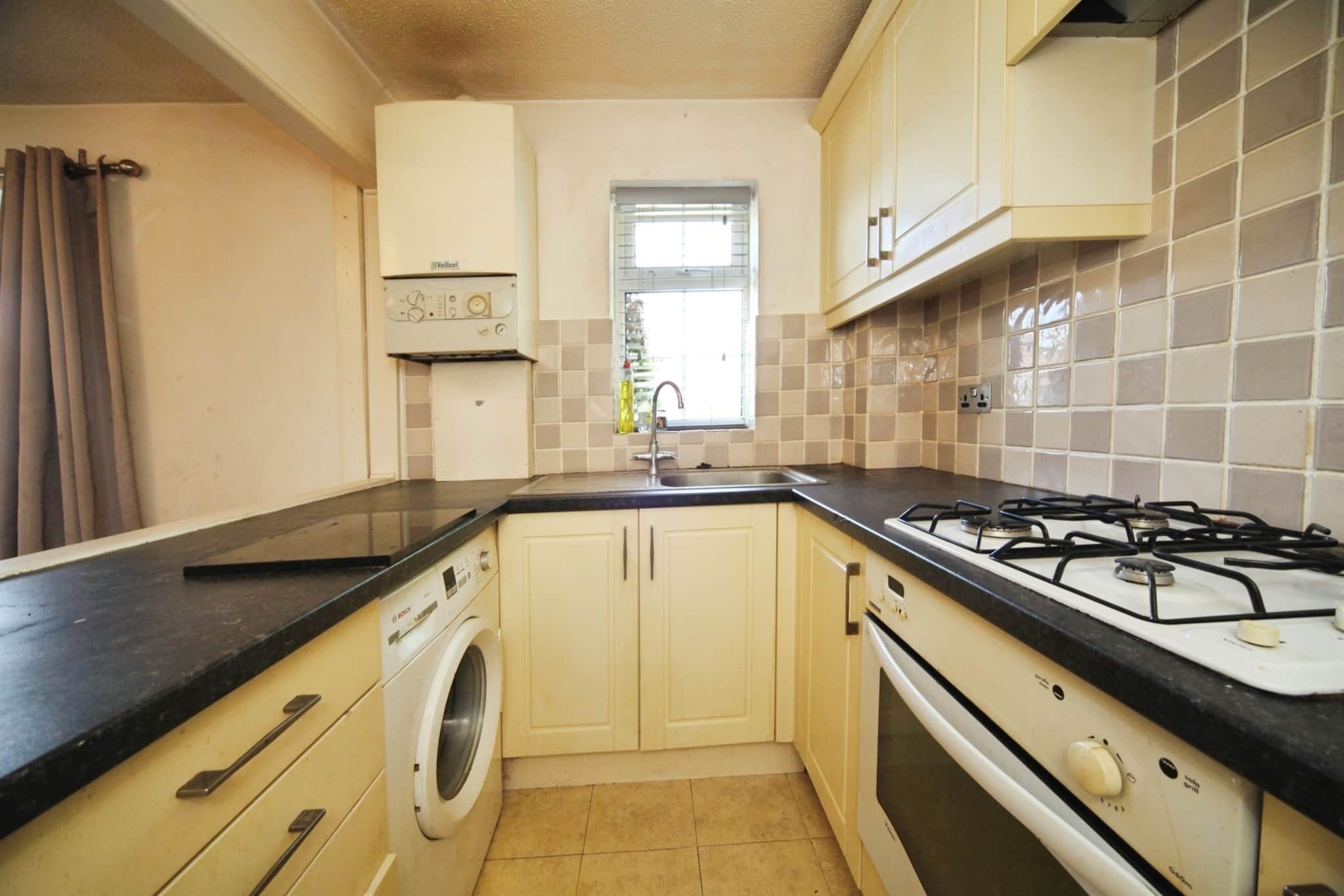 Property at Howard Close, Luton